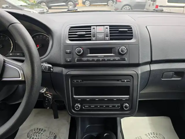 Skoda Roomster view 12