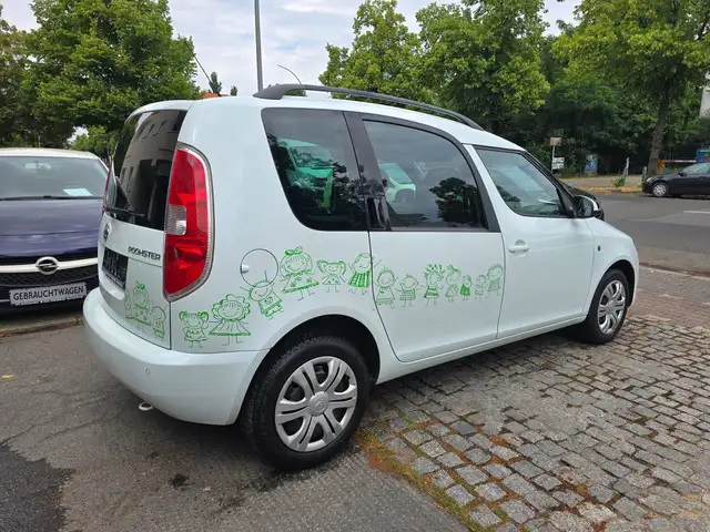 Skoda Roomster view 4