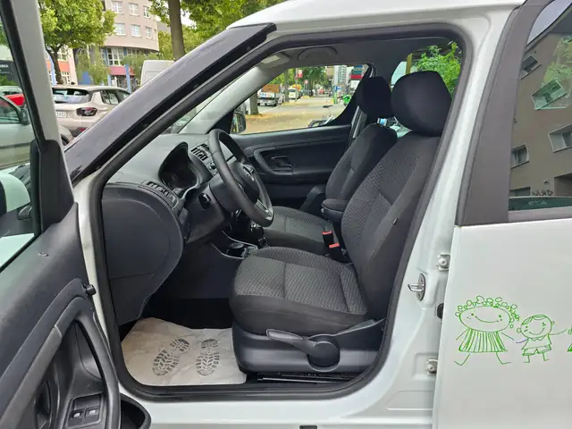 Skoda Roomster view 7