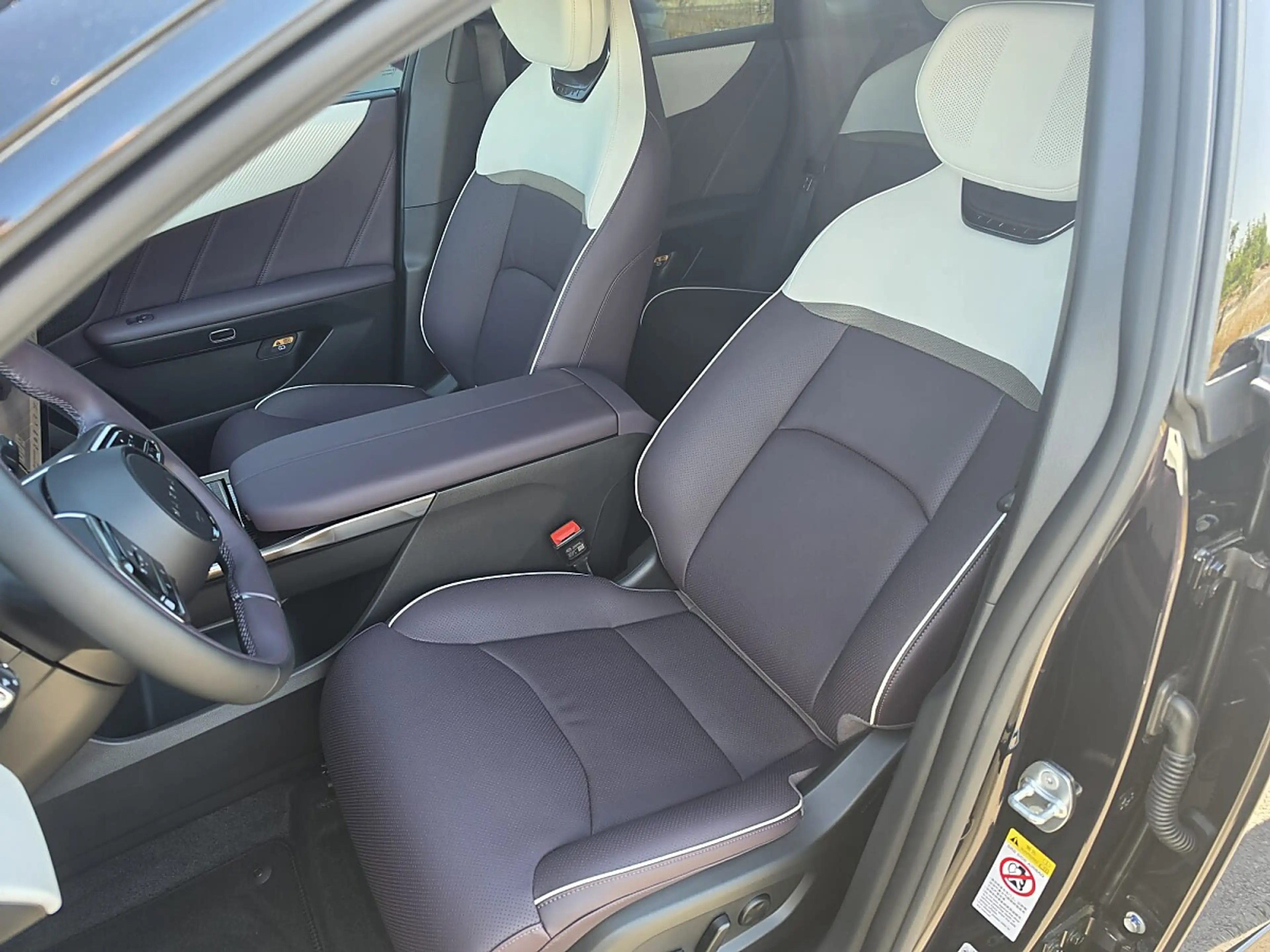 Mazda CX-6e Mazda CX-6e 78kWh Takumi Plus — photo 8