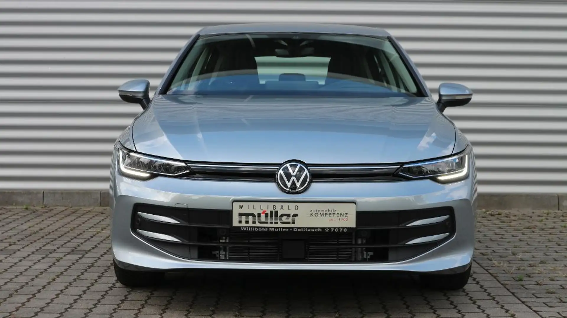 Volkswagen Golf Life Silber - 2