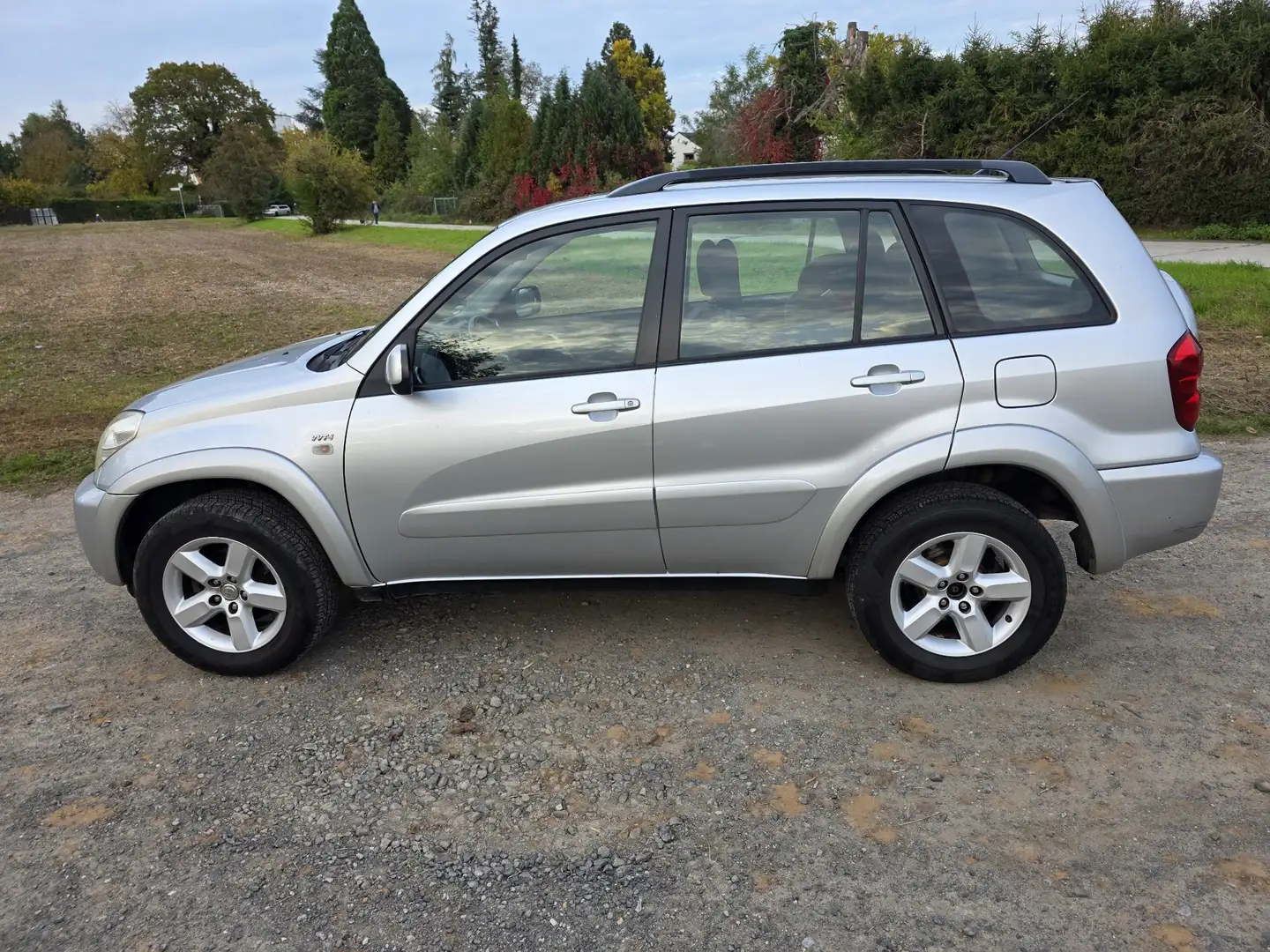 Toyota RAV 4 4x4 Edition - 1