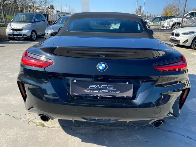 BMW Z4 view 14