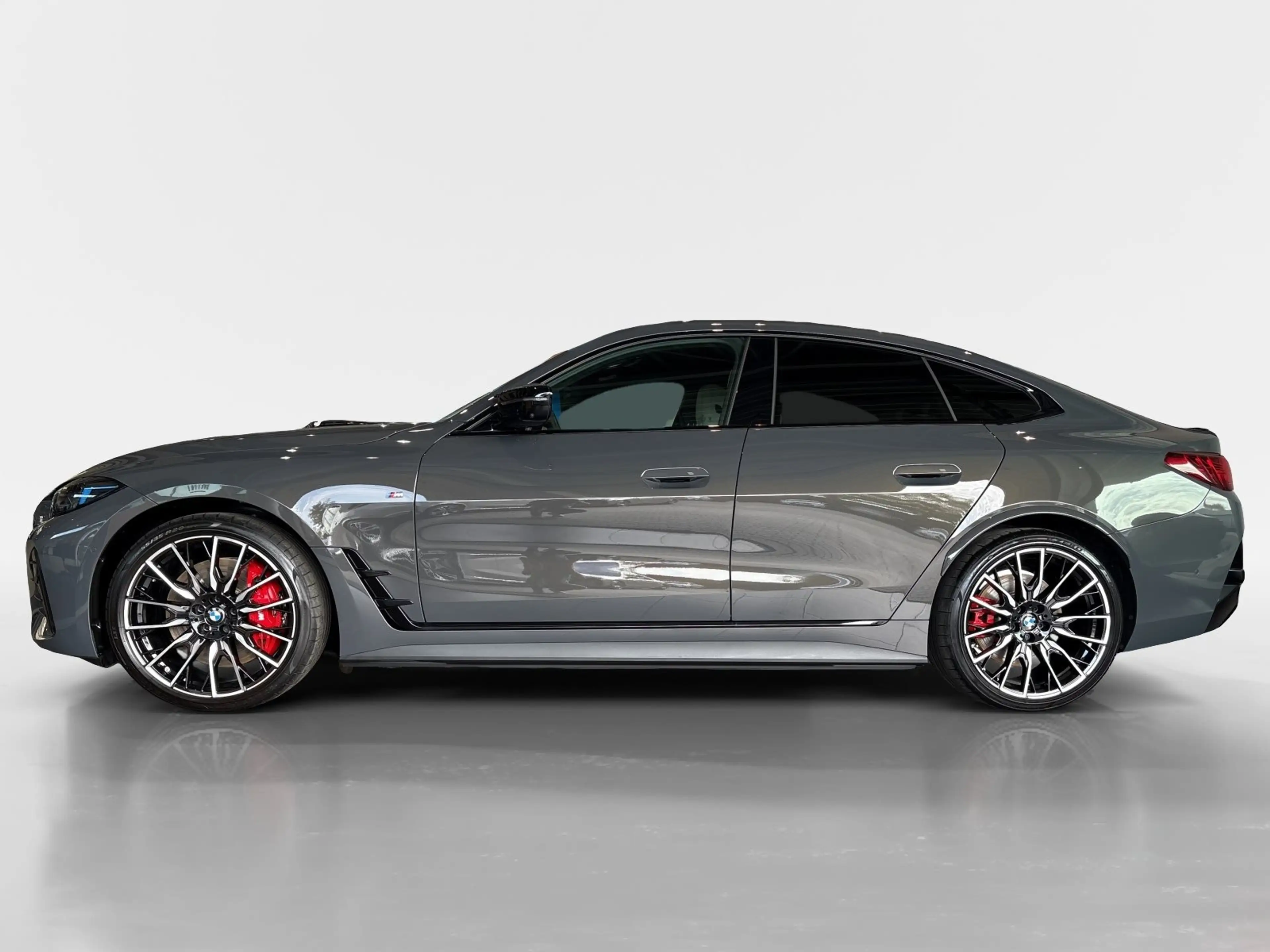 BMW i4 M60 xDrive — photo 2