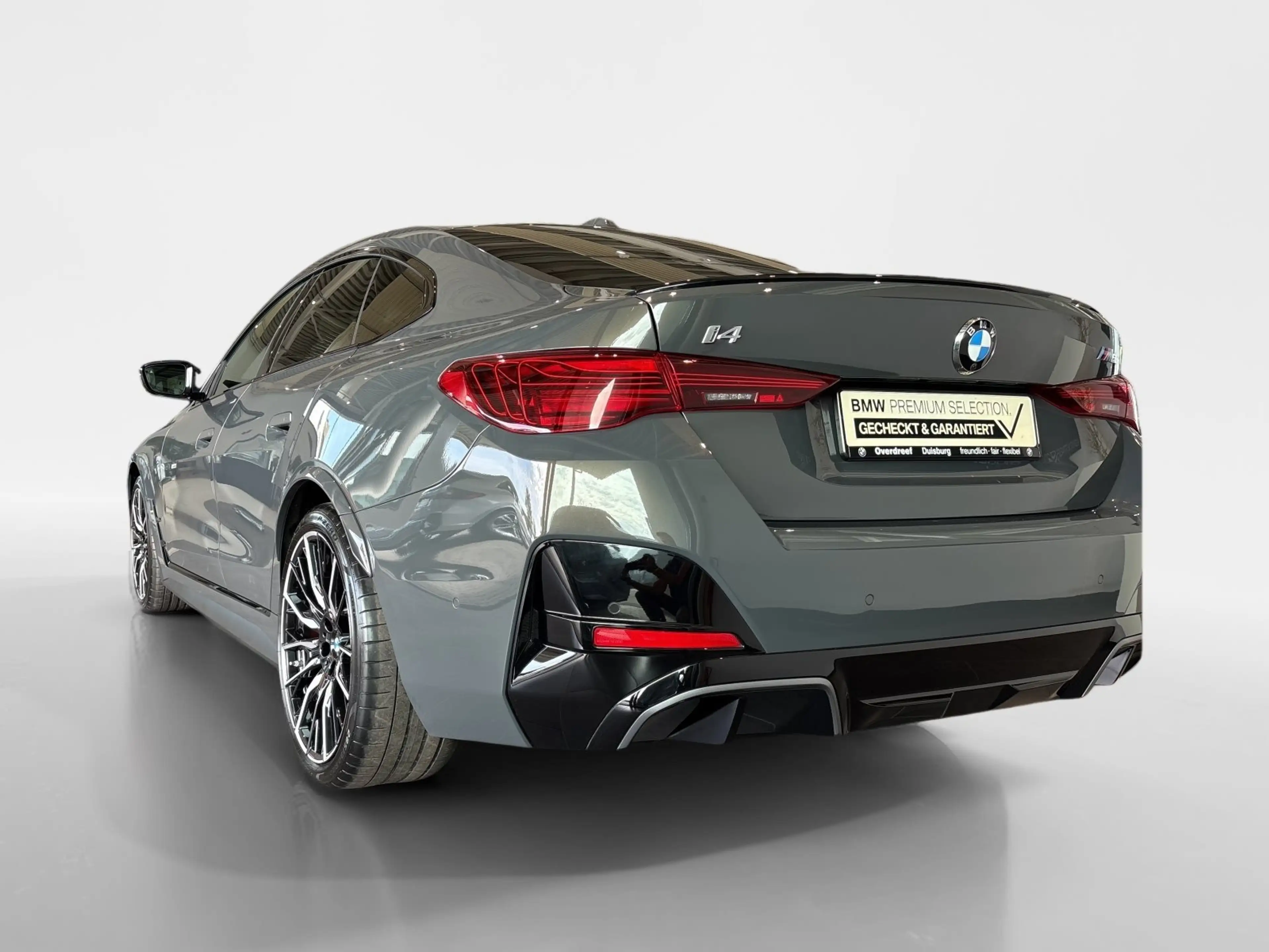 BMW i4 M60 xDrive — photo 3