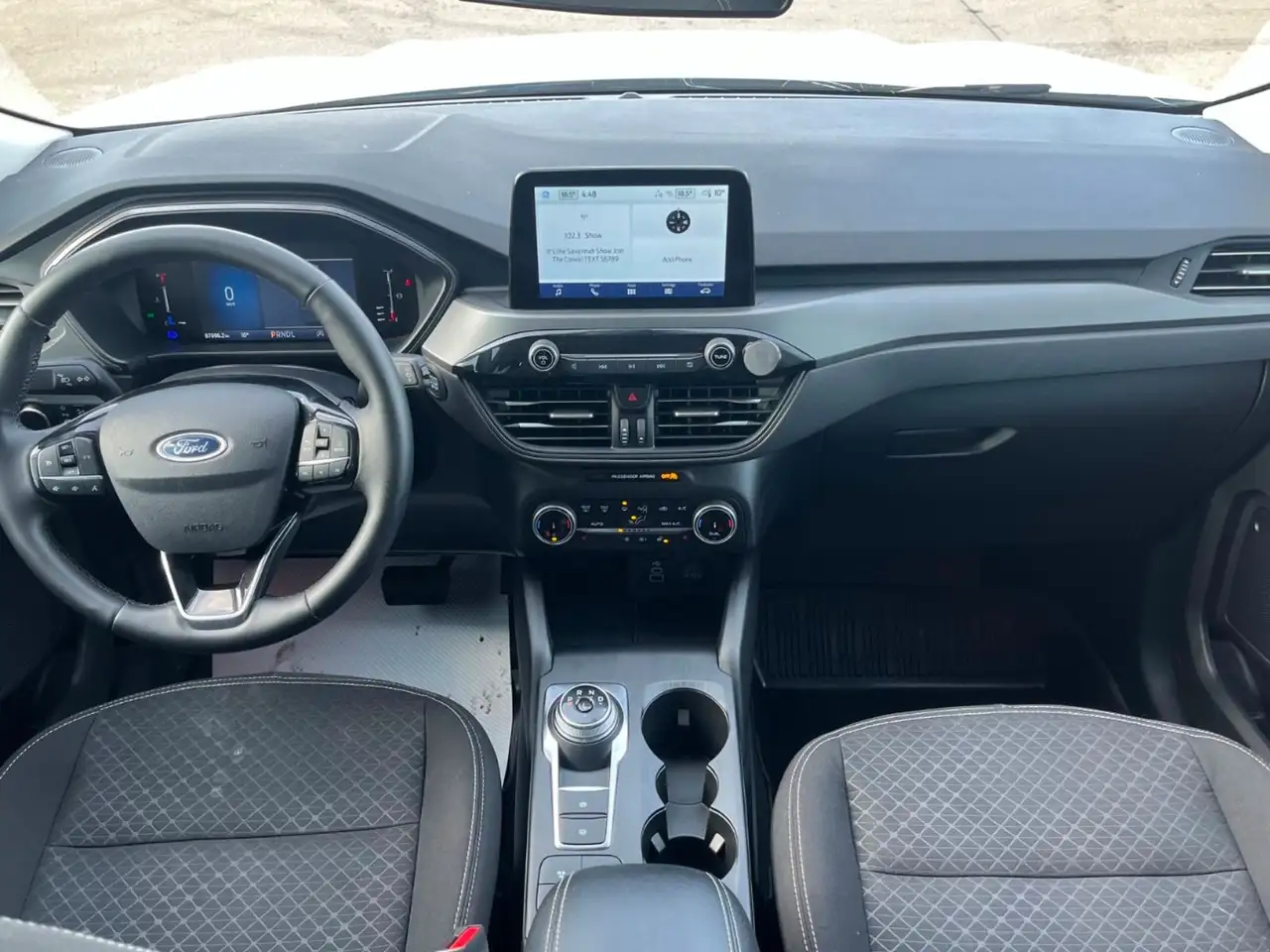 Ford Escape снимка Ford Escape