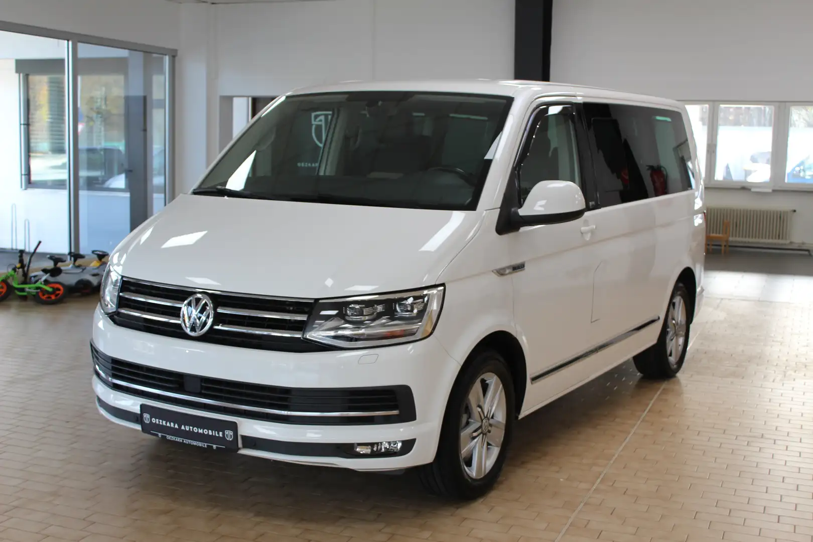 Volkswagen T6 Multivan Multivan Generation Six TDI 150PS *Luft-Standheiz Blanc - 1