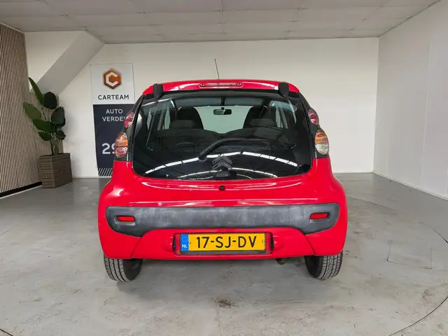 Citroen C1 view 11