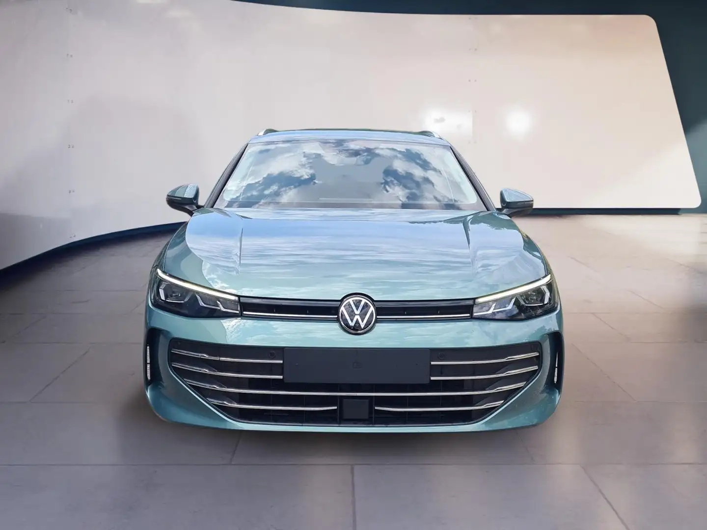 Volkswagen Passat Variant 2.0 TDI 110 kW Business AHK+Akustik+ParkPro 110... Grün - 2