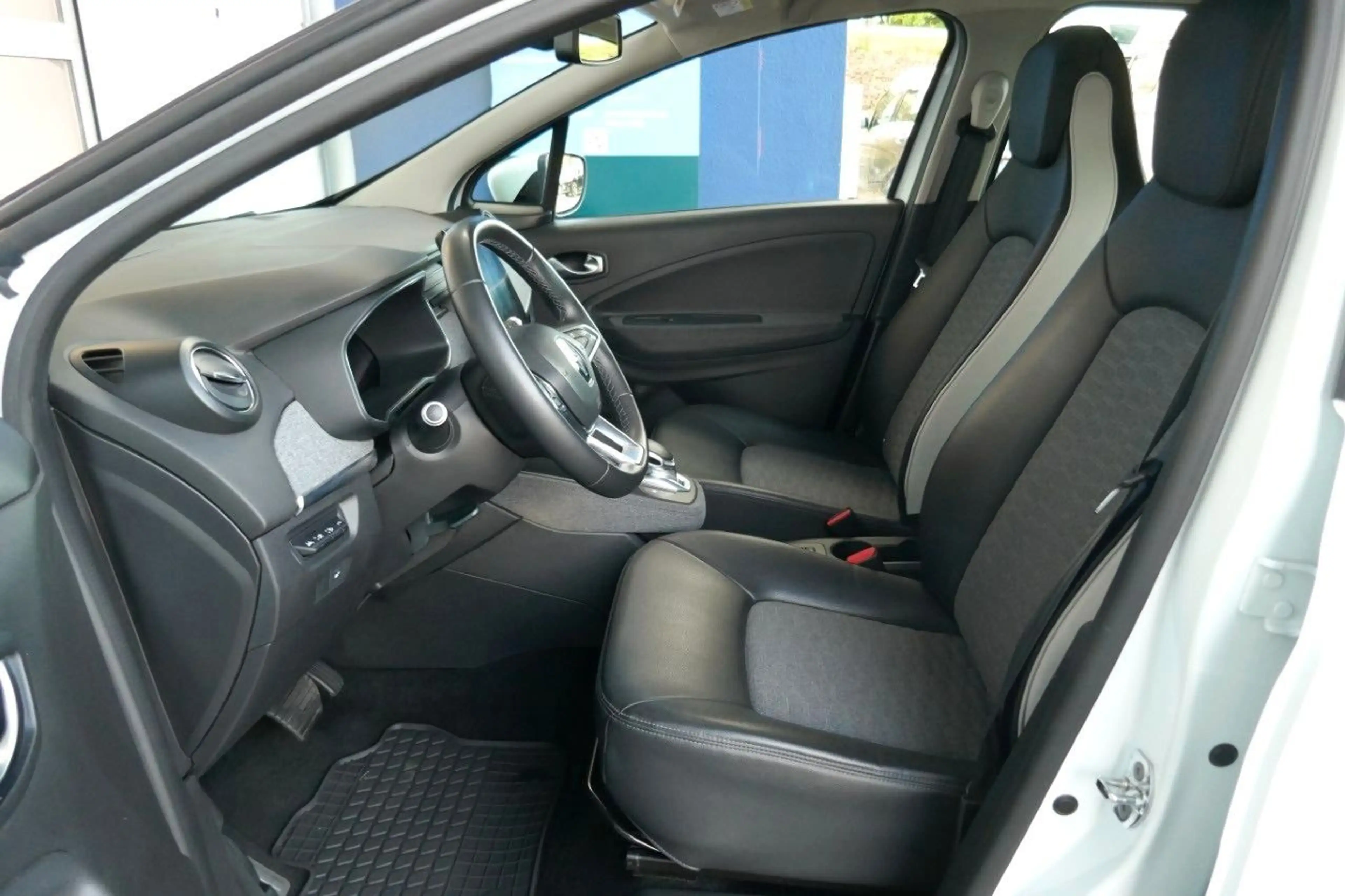 Renault ZOE (Kaufbatterie) Z.E. 50 INTENS CCS — photo 5