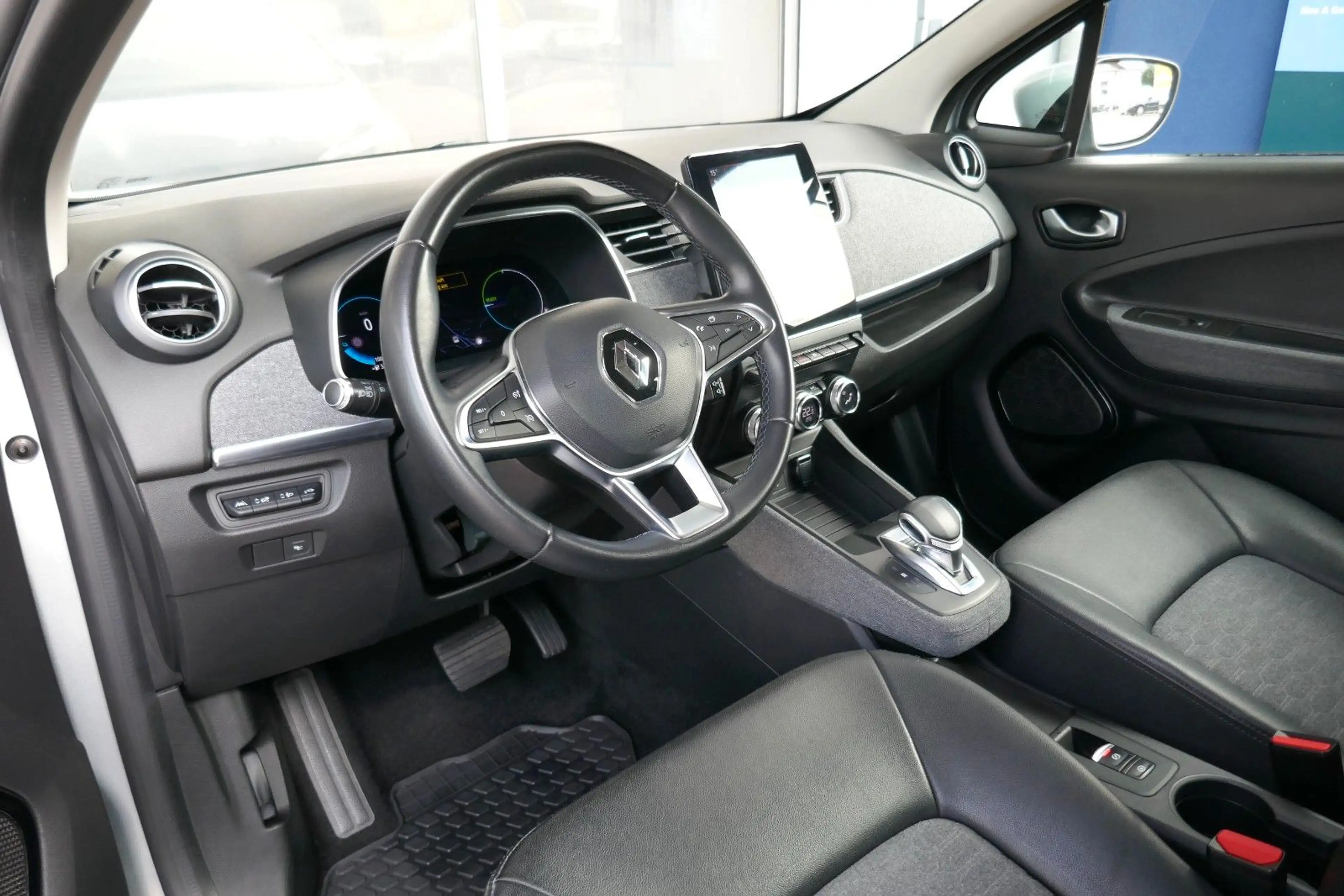 Renault ZOE (Kaufbatterie) Z.E. 50 INTENS CCS — photo 6