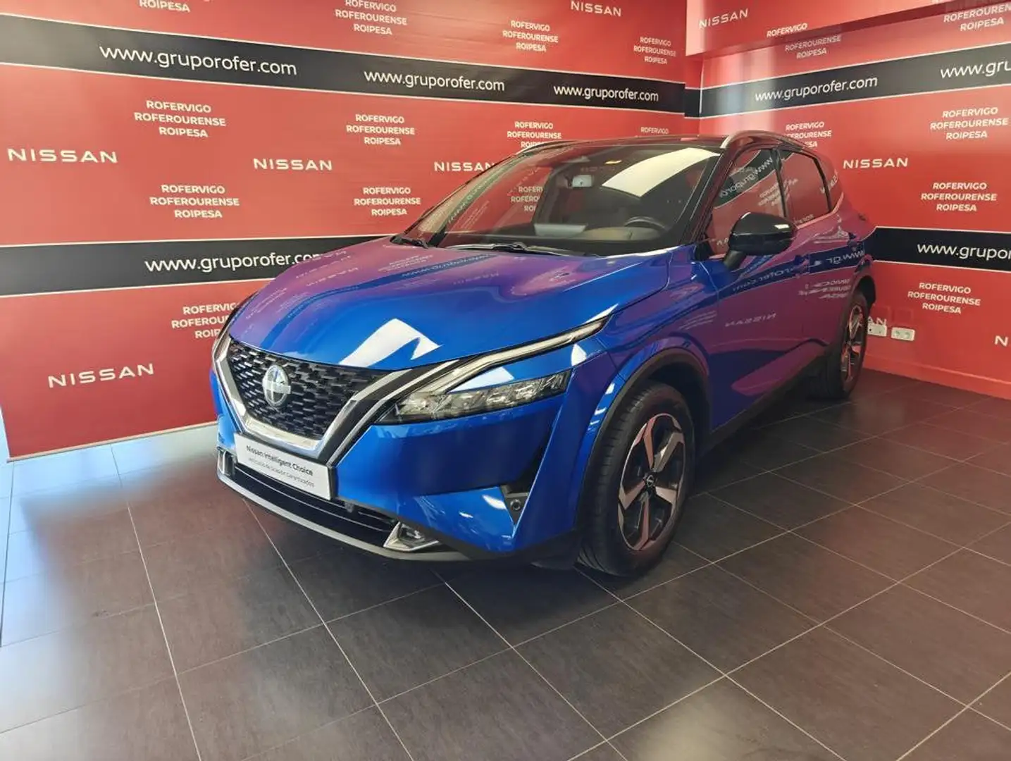 Nissan Qashqai 1.3 DIG-T mHEV 12V N-Connecta 4x2 103kW Blauw - 1