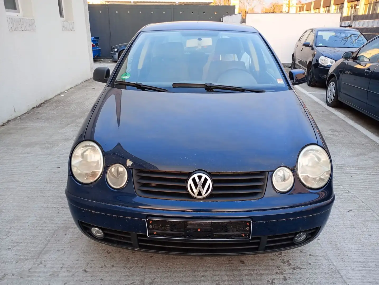 Volkswagen Polo Klimaanlage   Tüv neu Blau - 1