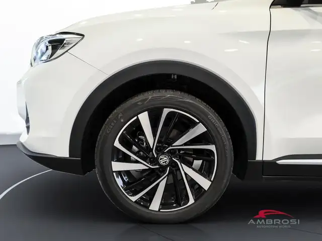 MG ZS view 17