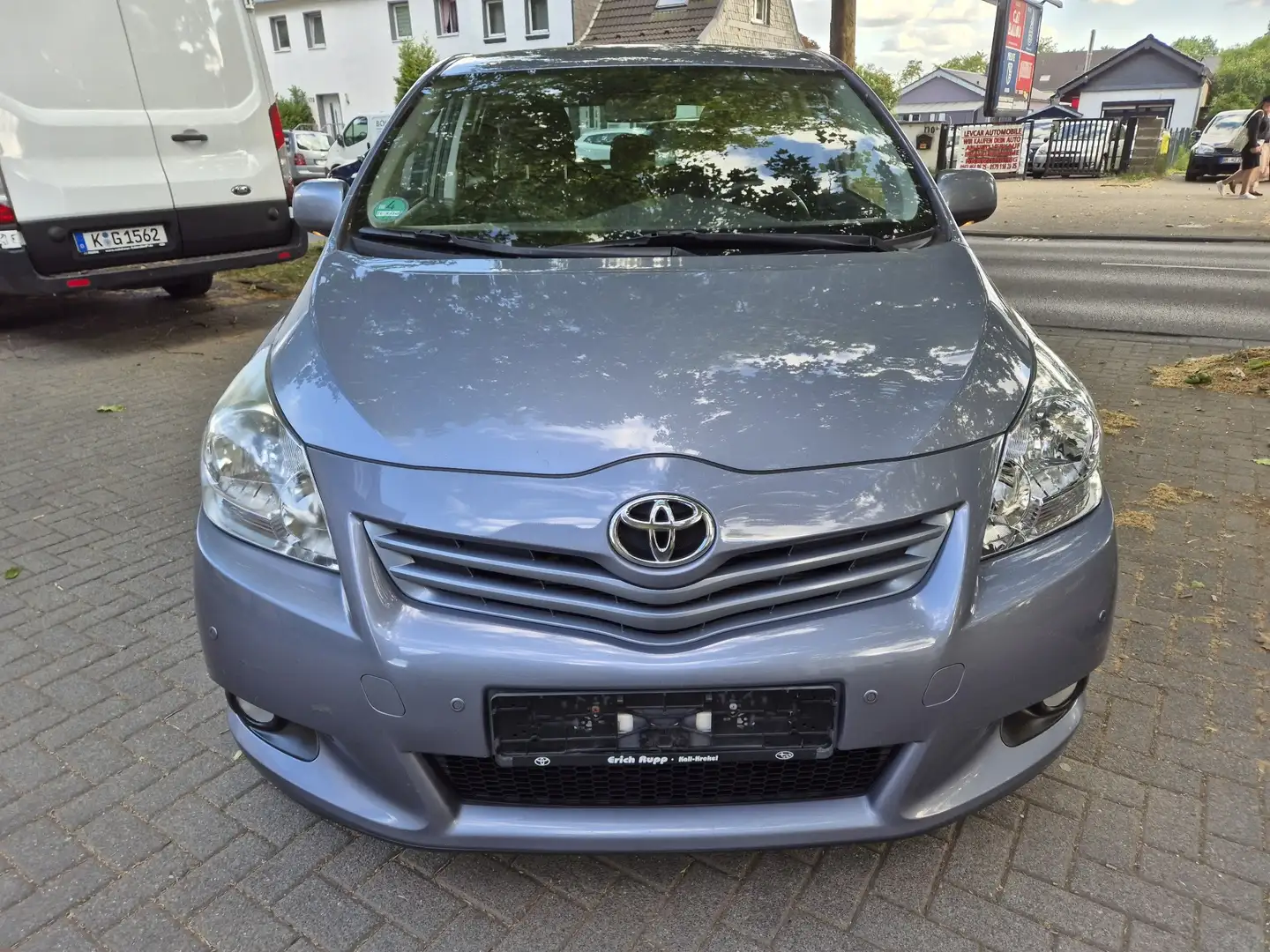 Toyota Verso 2.0 D-4D 7Sitzer/Klima/PTS/Anhängerkupplung Azul - 1