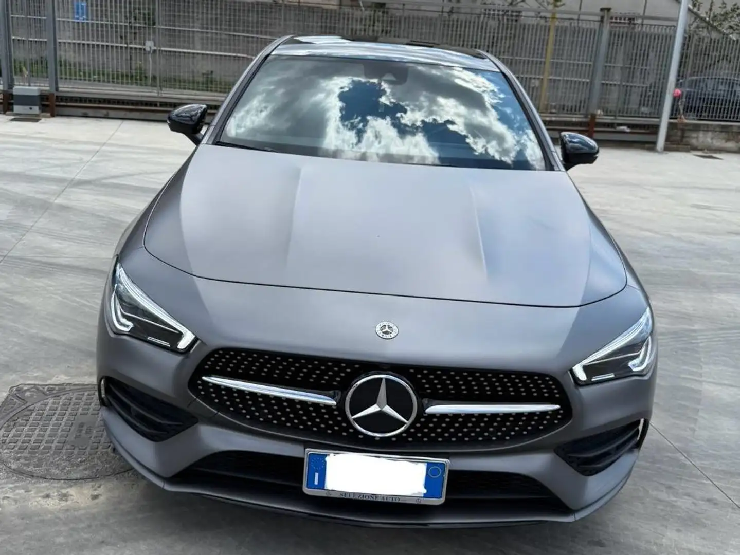 Mercedes-Benz CLA 220 CLA Coupe - C118 Coupe d AMG Line Premium auto Grigio - 1
