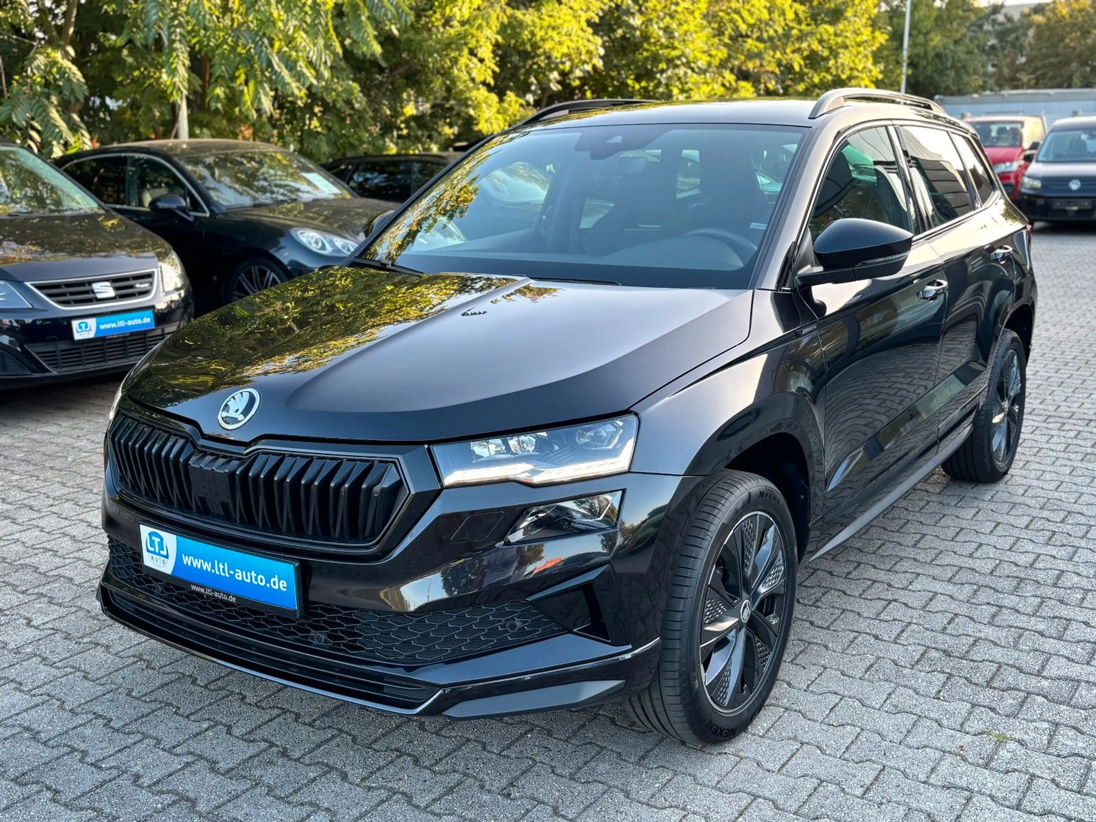 Skoda Karoq 1.5TSI DSG Sportline Canton Navi Vcocpit — photo 3