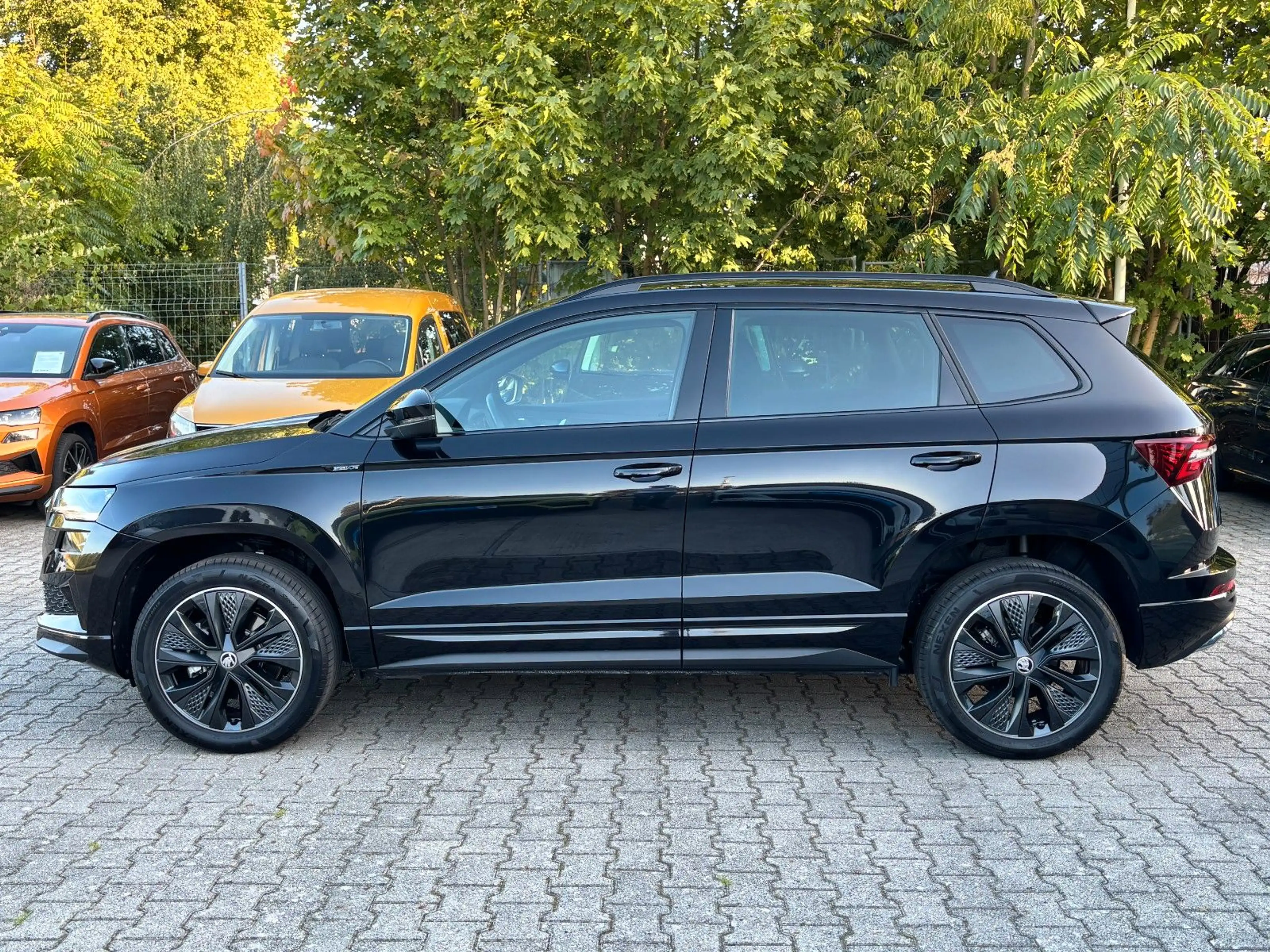 Skoda Karoq 1.5TSI DSG Sportline Canton Navi Vcocpit — photo 4
