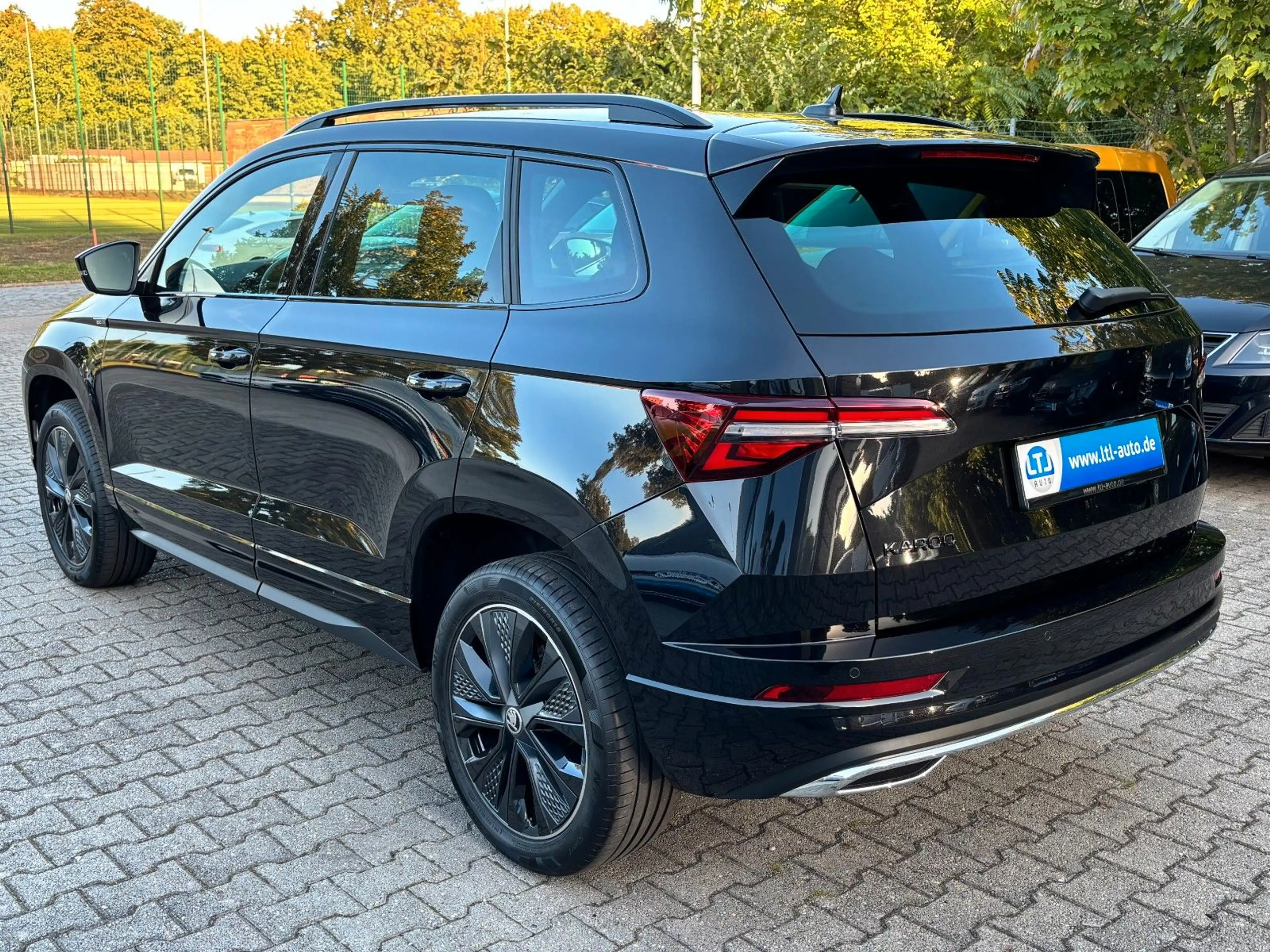 Skoda Karoq 1.5TSI DSG Sportline Canton Navi Vcocpit — photo 5