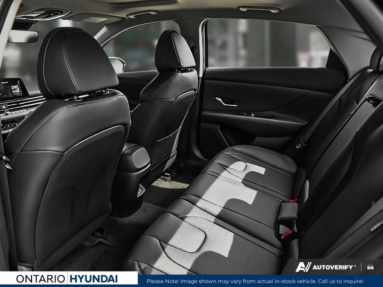 Hyundai ELANTRA fotografie Hyundai ELANTRA