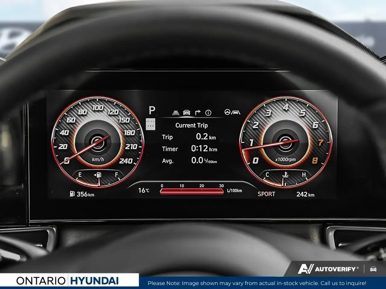 Hyundai ELANTRA fotografie Hyundai ELANTRA