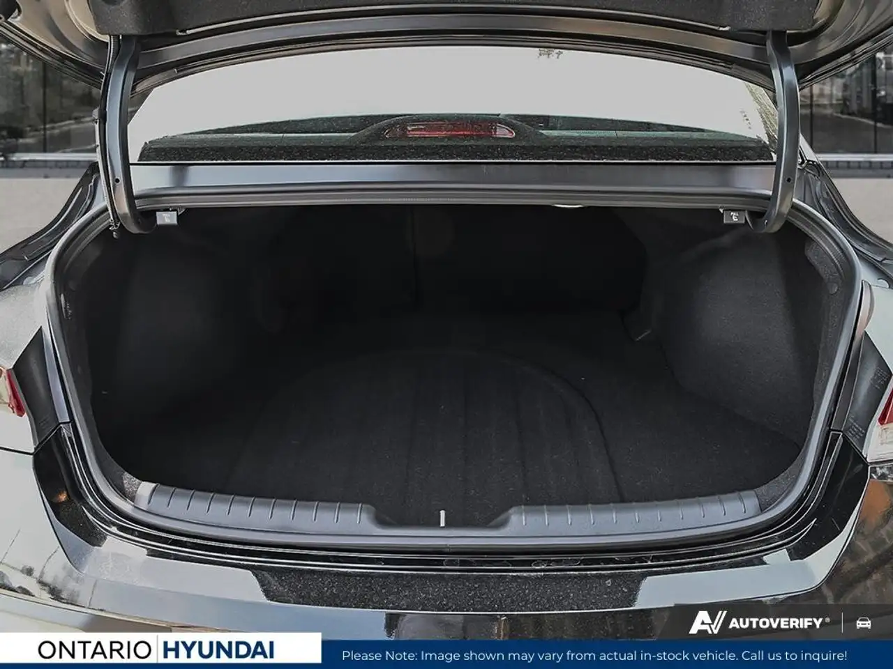 Hyundai ELANTRA fotografie Hyundai ELANTRA