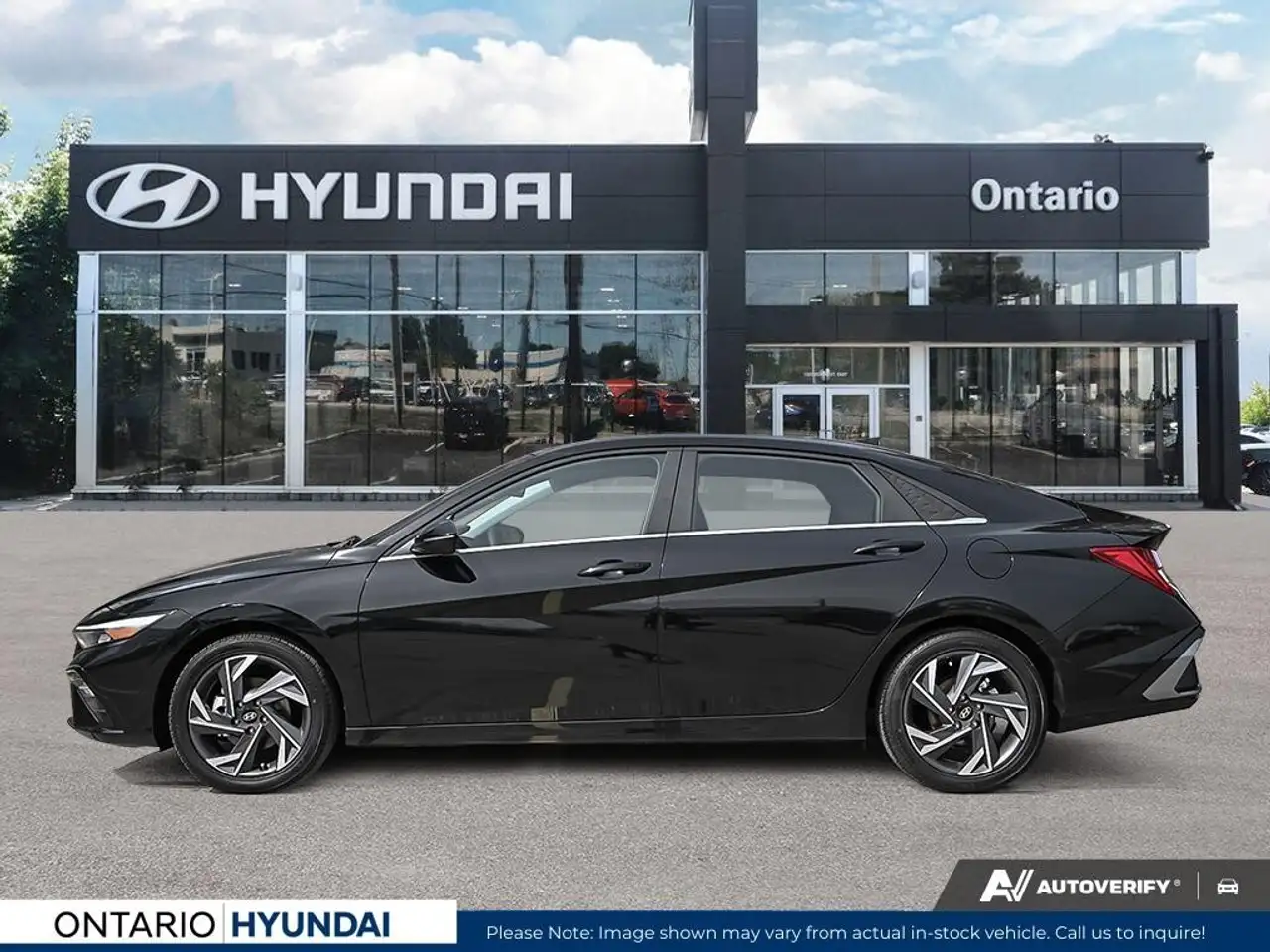 Hyundai ELANTRA fotografie Hyundai ELANTRA
