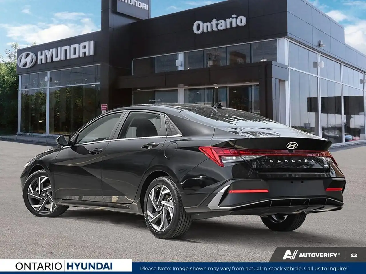 Hyundai ELANTRA fotografie Hyundai ELANTRA