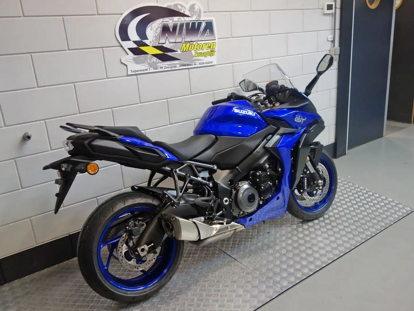 Suzuki GSX S 1000GT Blauw - 2