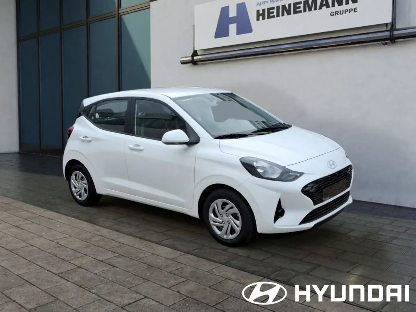 Hyundai i10 1.0 Comfort *NAVI*KAMERA*EINPARKHILFE*CARPLAY Weiß - 2