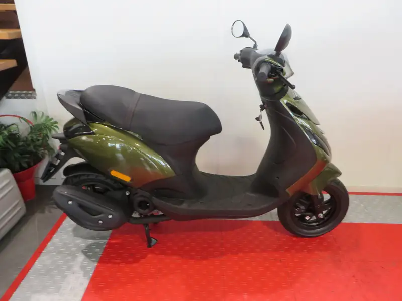 Piaggio Zip 50 - foto 6