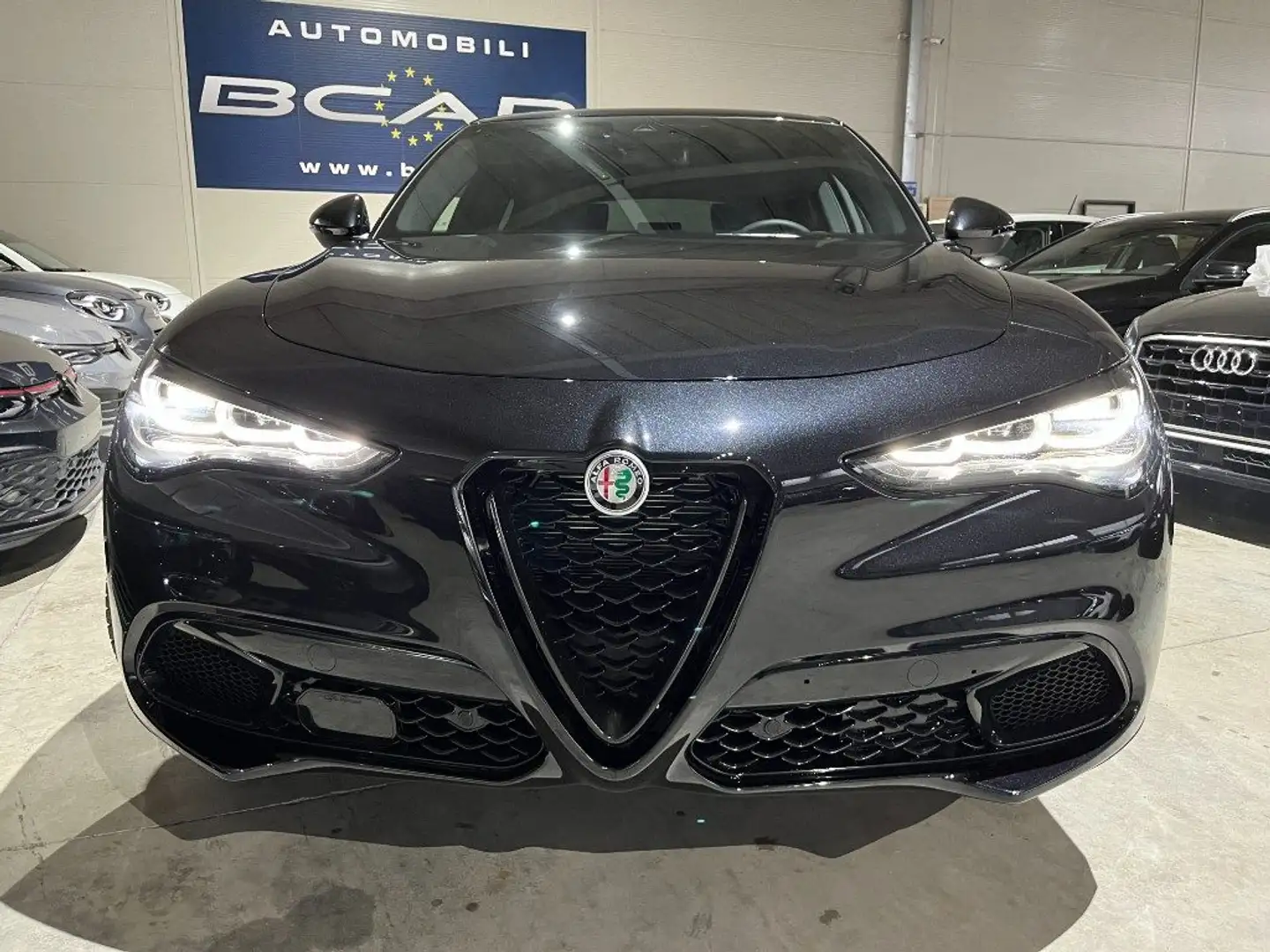 Alfa Romeo Stelvio 2.2 Td 210CV AT8 Q4 Veloce /Pelle/Navi/Vetri scuri Nero - 2