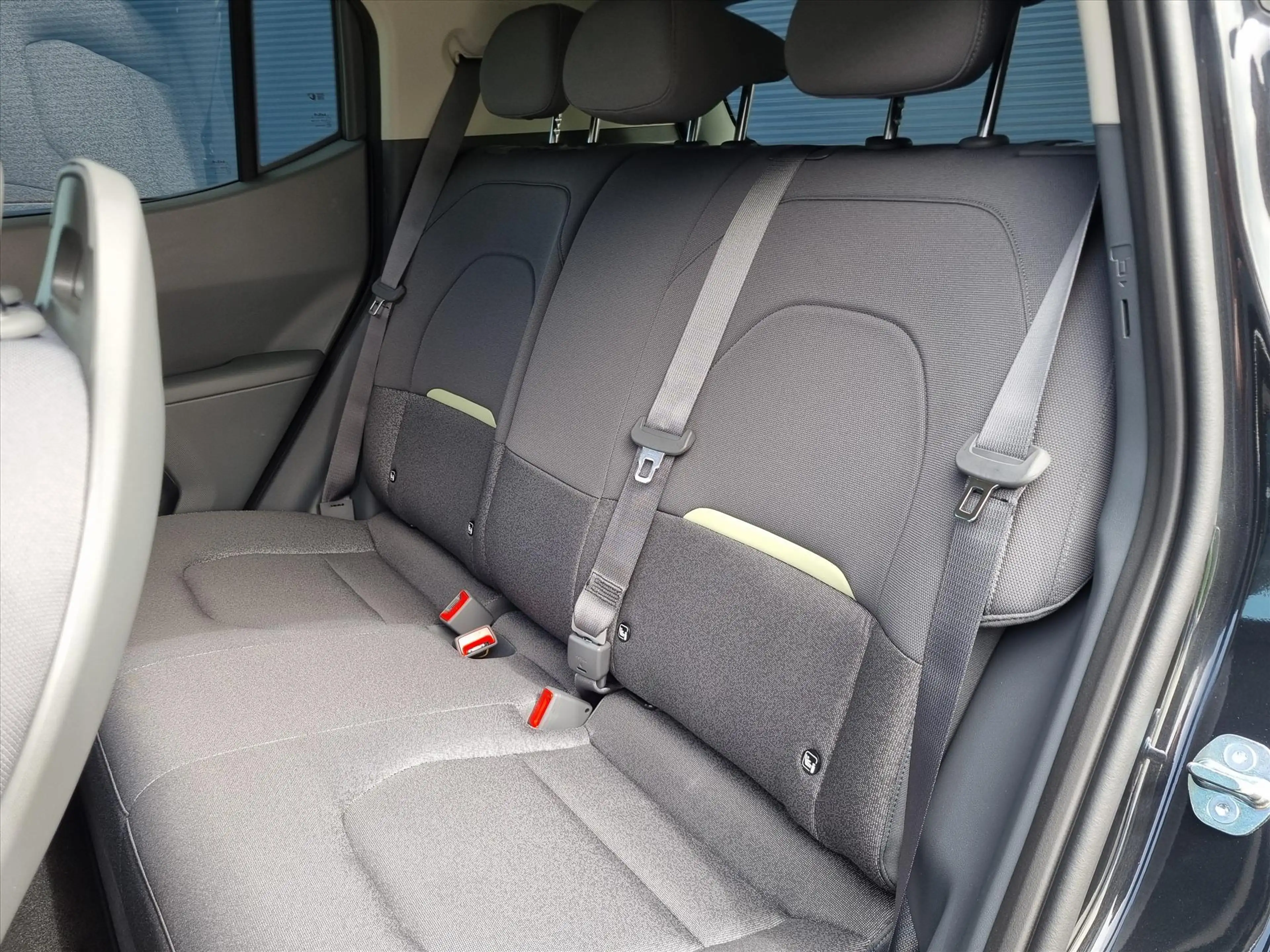 Kia EV2 42,2 kWh Plus Advanced 5-Zits | Schuif-/Kanteldak — photo 11