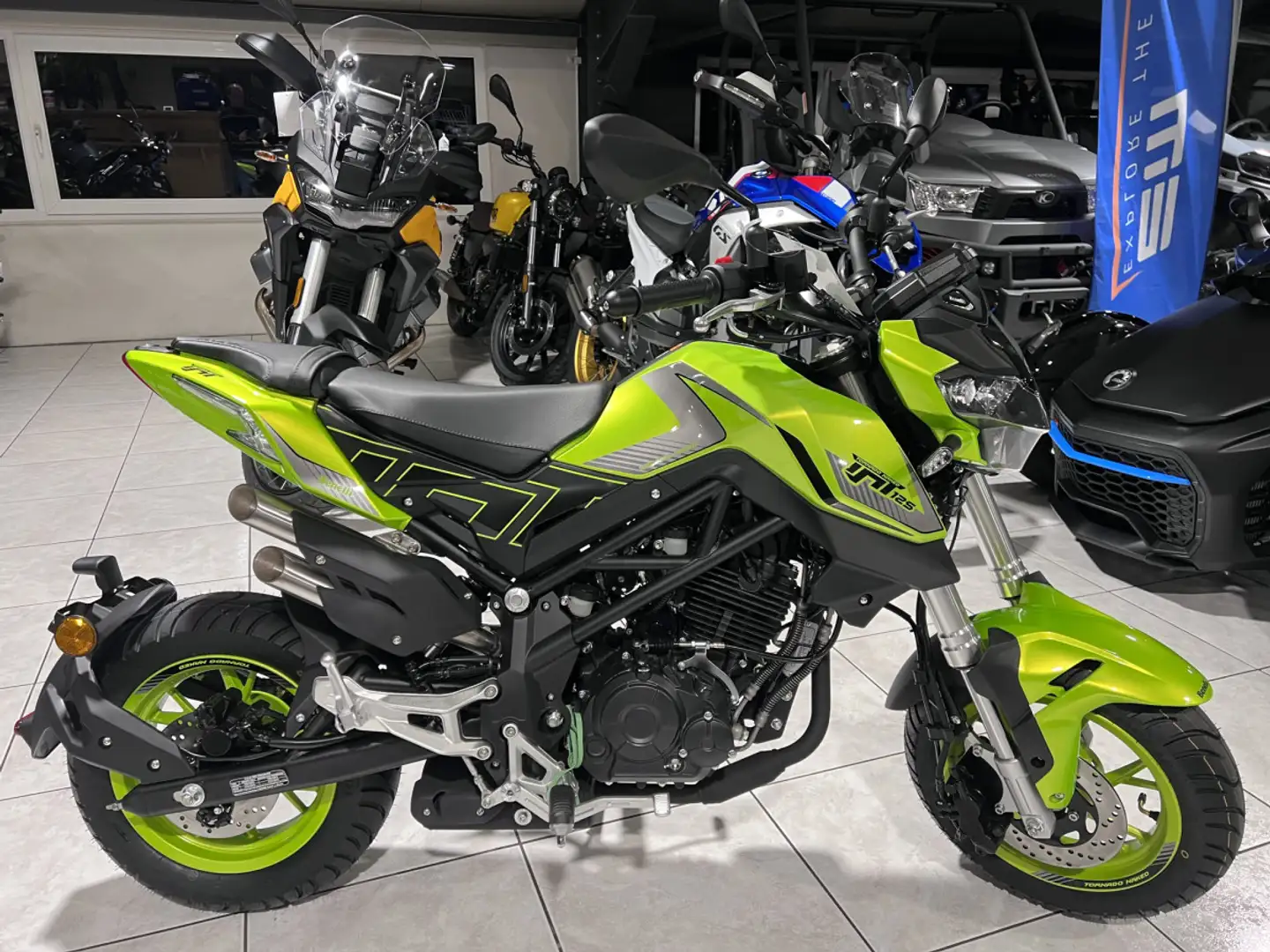 Benelli Tornado NAKED T Verde - 1
