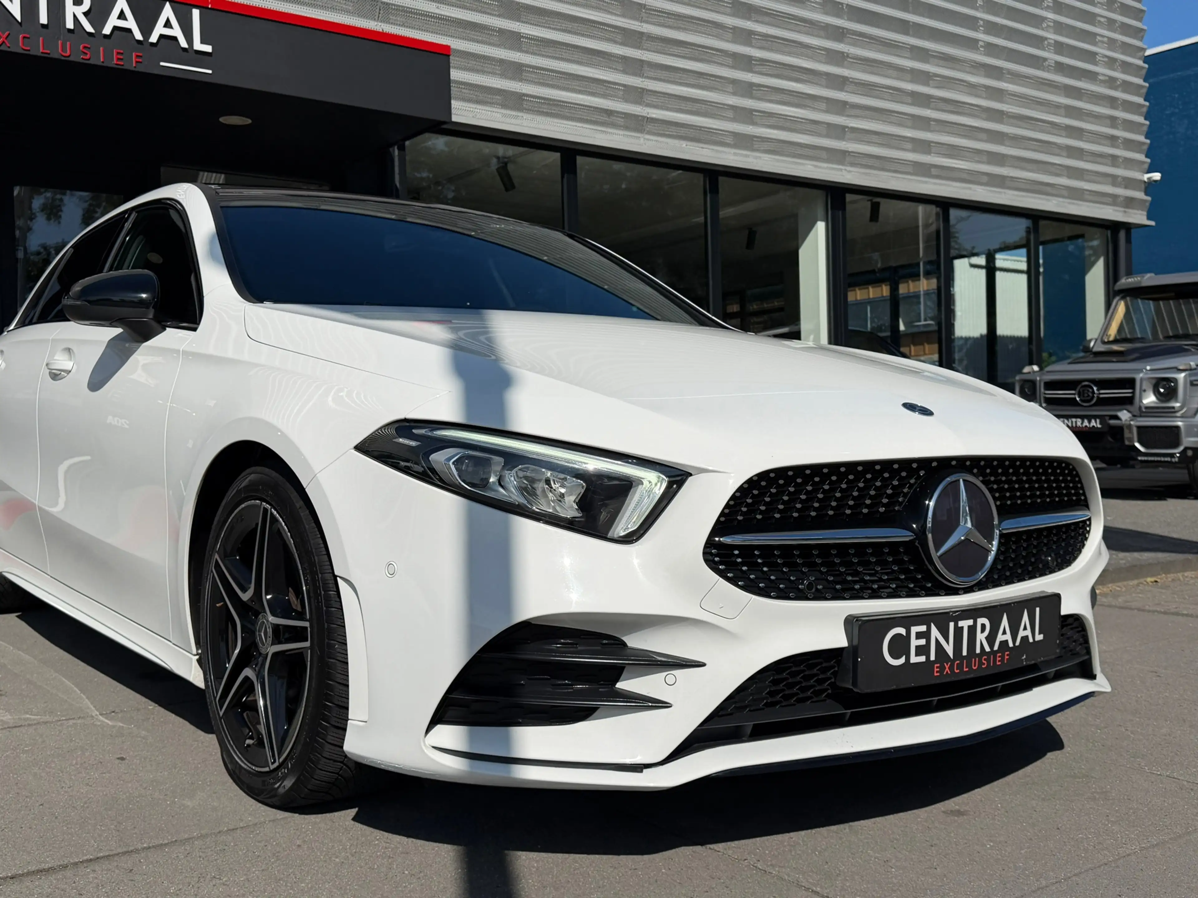 Mercedes-Benz A 180 AMG Pano|Camera|Carplay| Night-pakket — photo 25