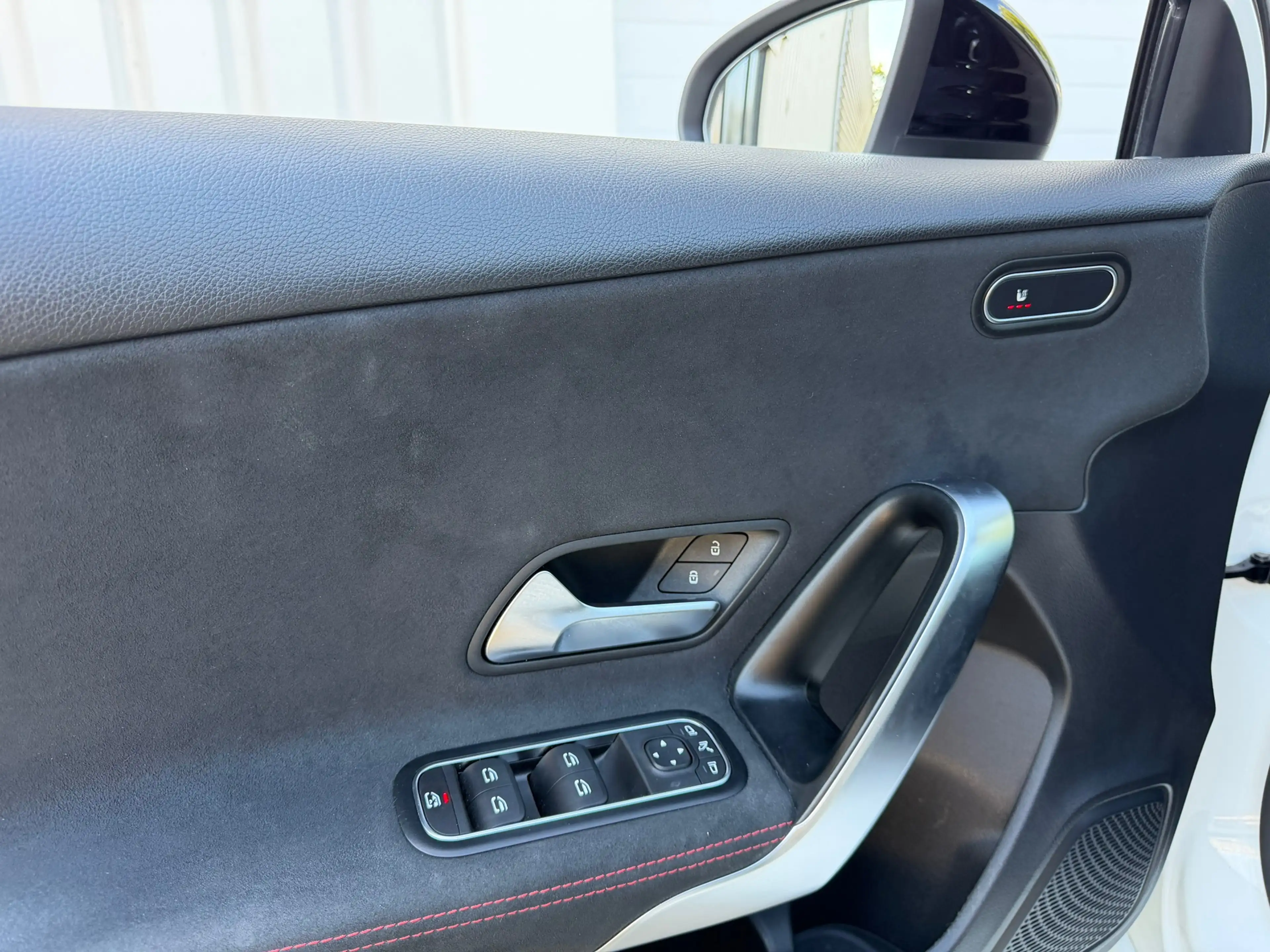 Mercedes-Benz A 180 AMG Pano|Camera|Carplay| Night-pakket — photo 32