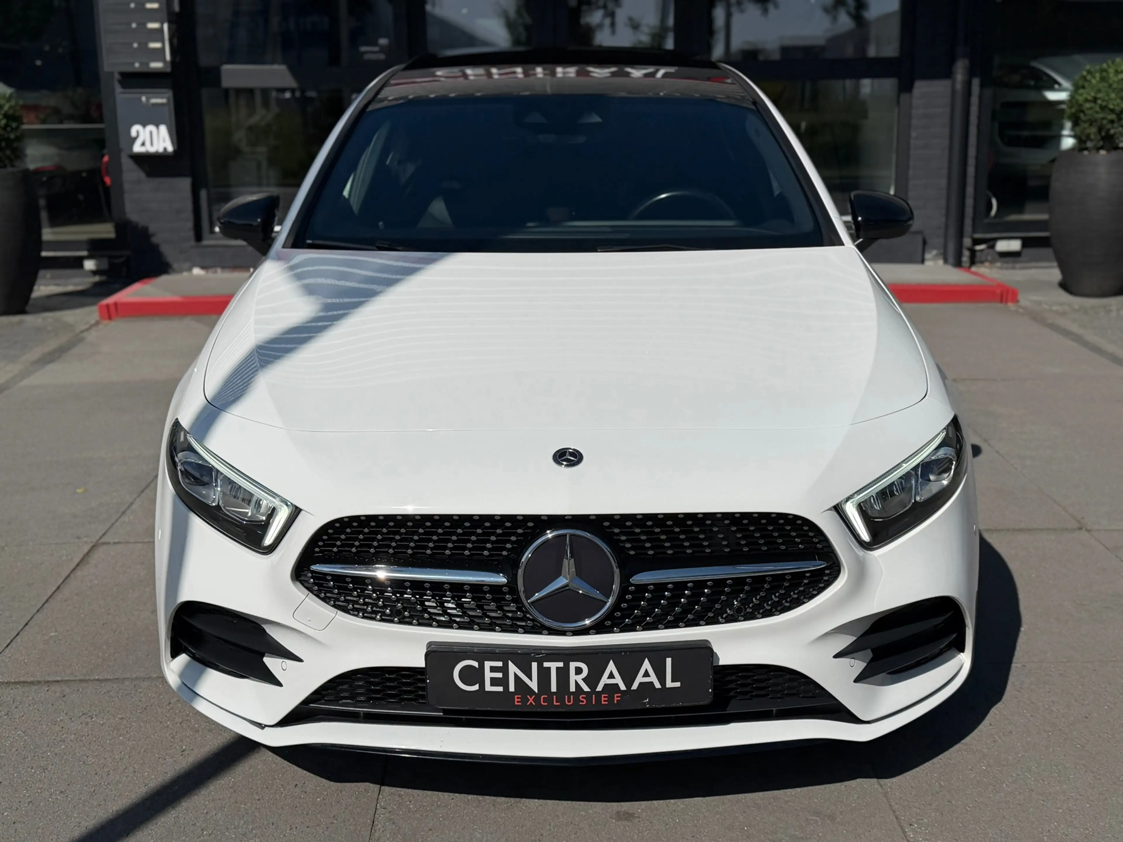 Mercedes-Benz A 180 AMG Pano|Camera|Carplay| Night-pakket — photo 2
