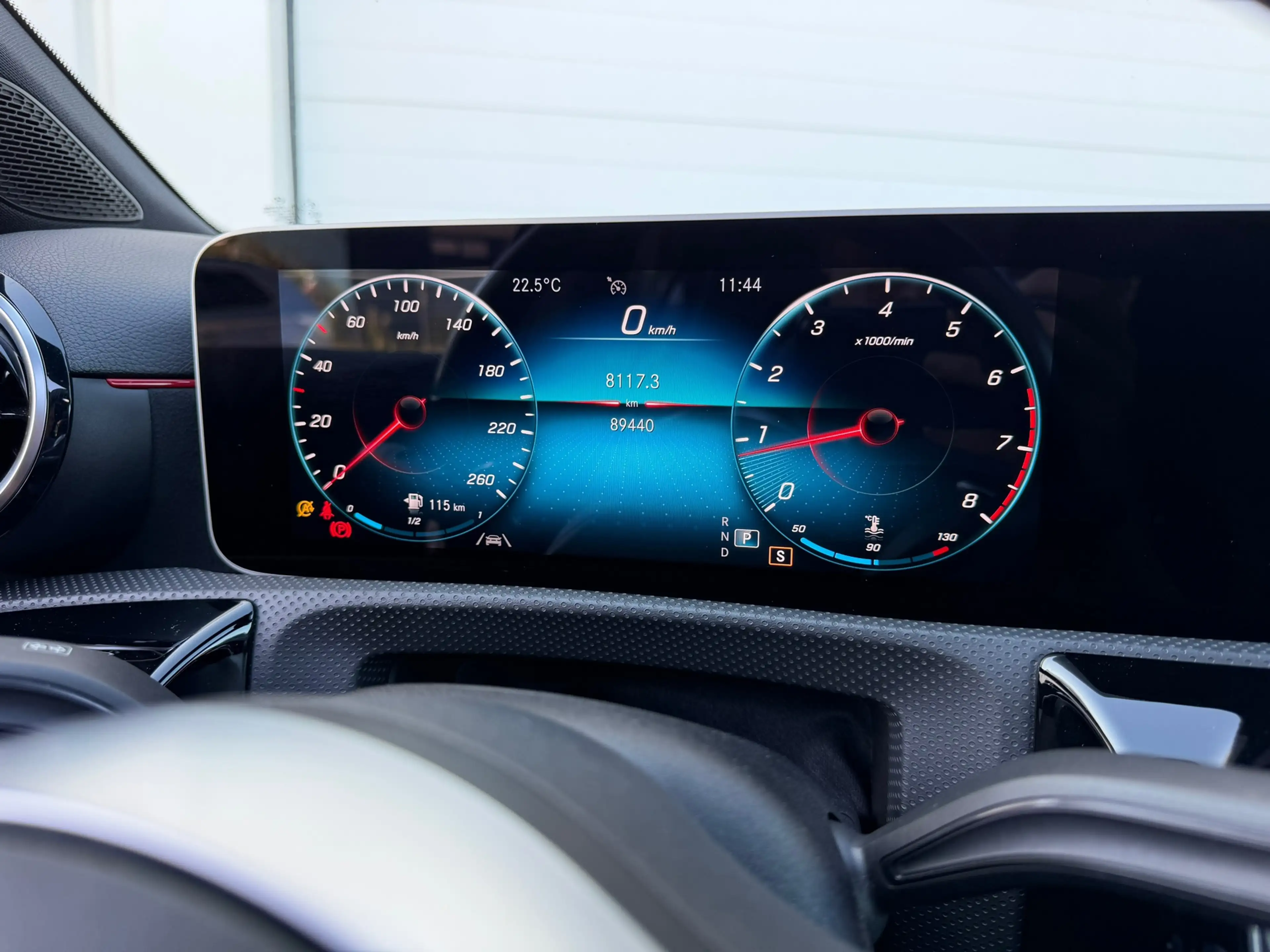 Mercedes-Benz A 180 AMG Pano|Camera|Carplay| Night-pakket — photo 9