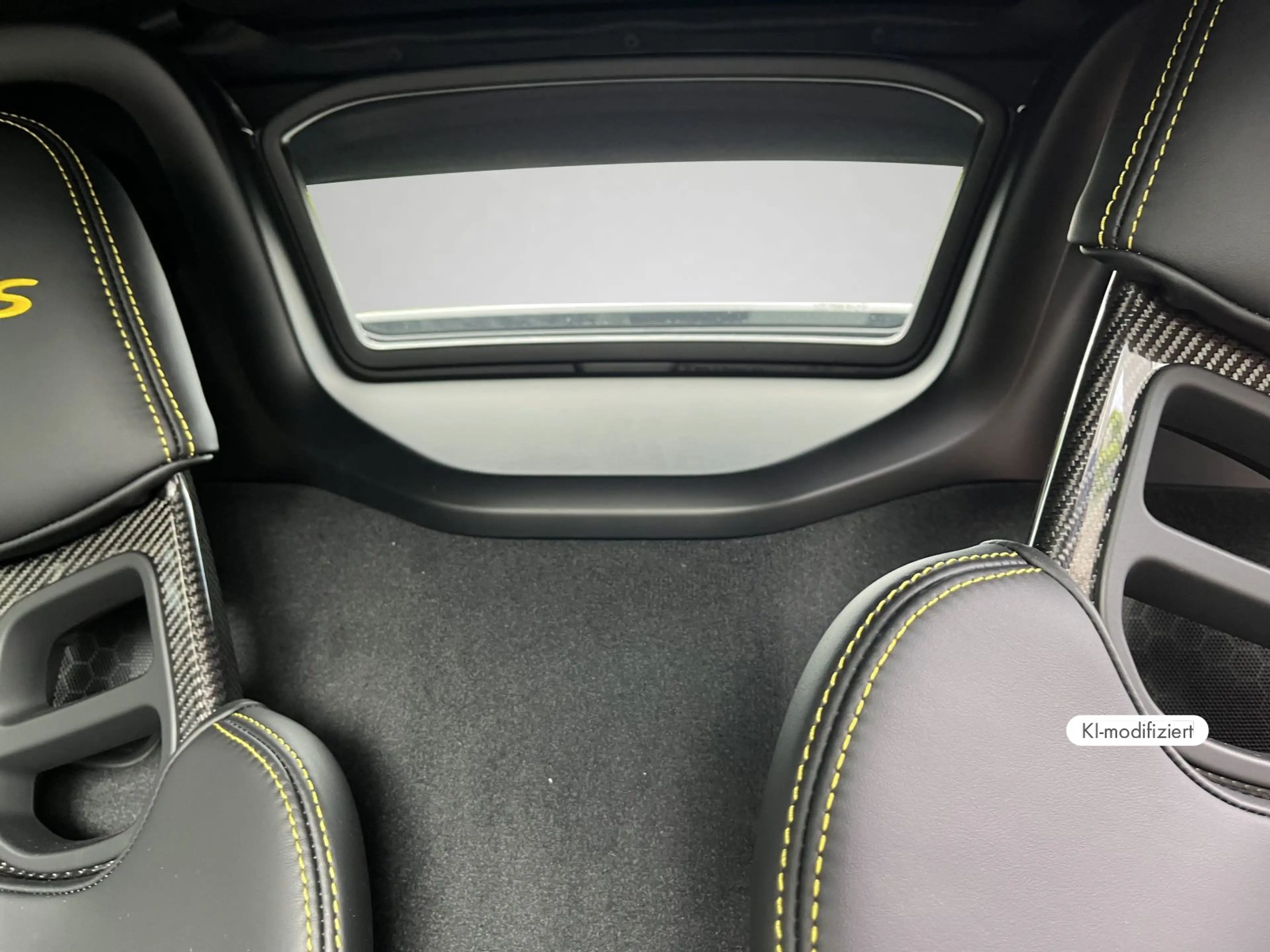 Porsche 718 Spyder RS — photo 11