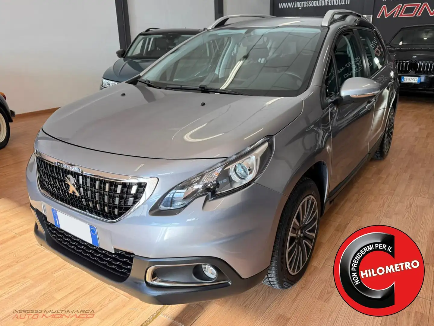 Peugeot 2008 BlueHDi BUsiness Grigio - 1
