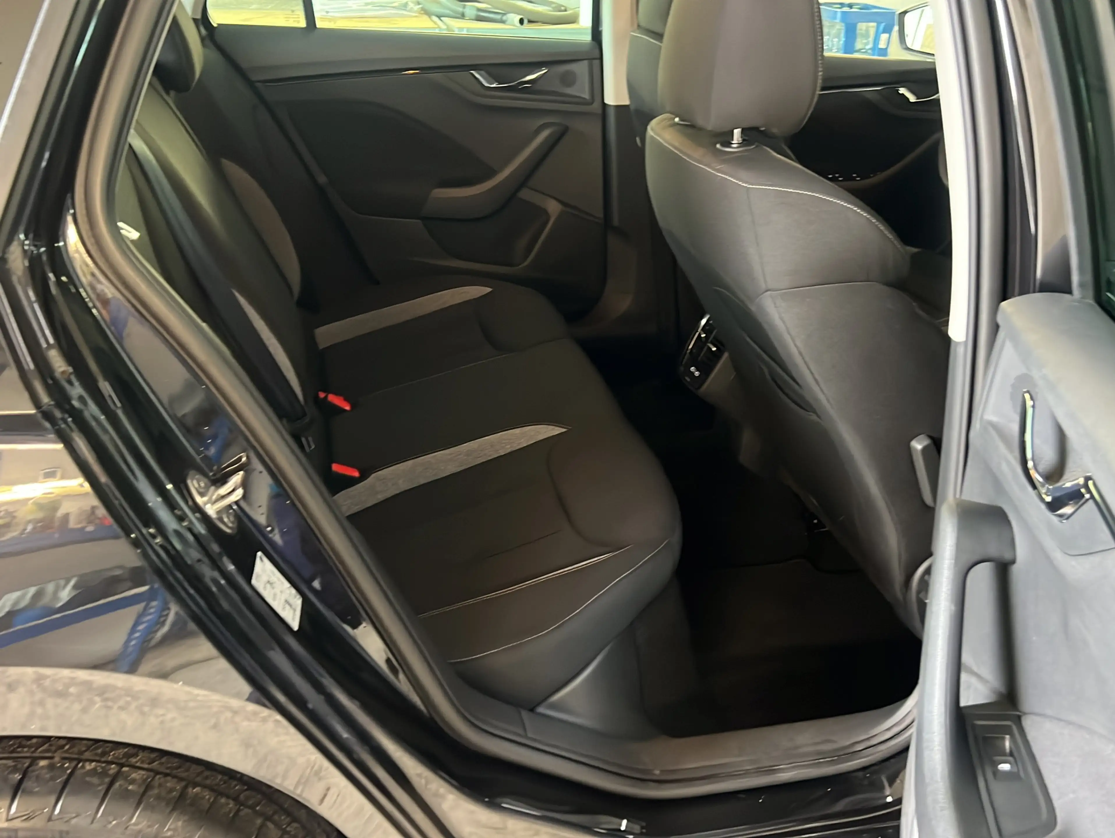 Skoda Kamiq 1.0 TSI Selection*DAB+*Spurassist*LED — photo 16