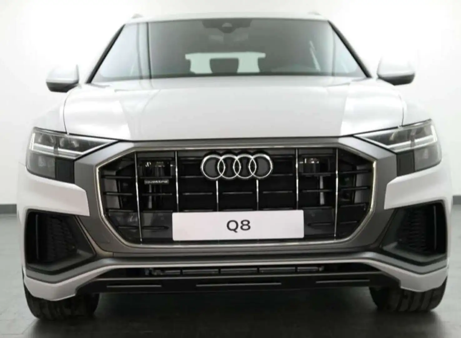 Audi Q8 50 TDI quattro S line AIR AHK LM21 Білий - 2
