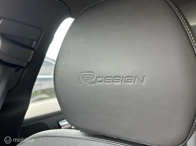 Volvo S60 view 13