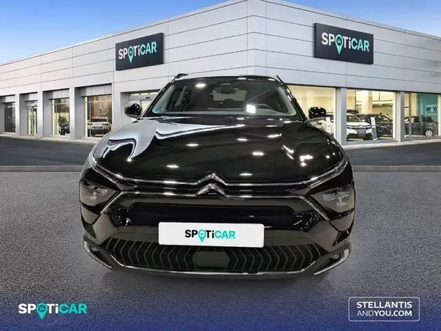 Citroen C5 X view 2