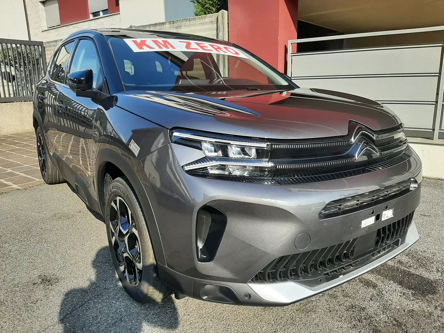 Citroen C5 Aircross 1.2 PURETECH PLUS 130CV Nessun Vincolo Grigio - 1