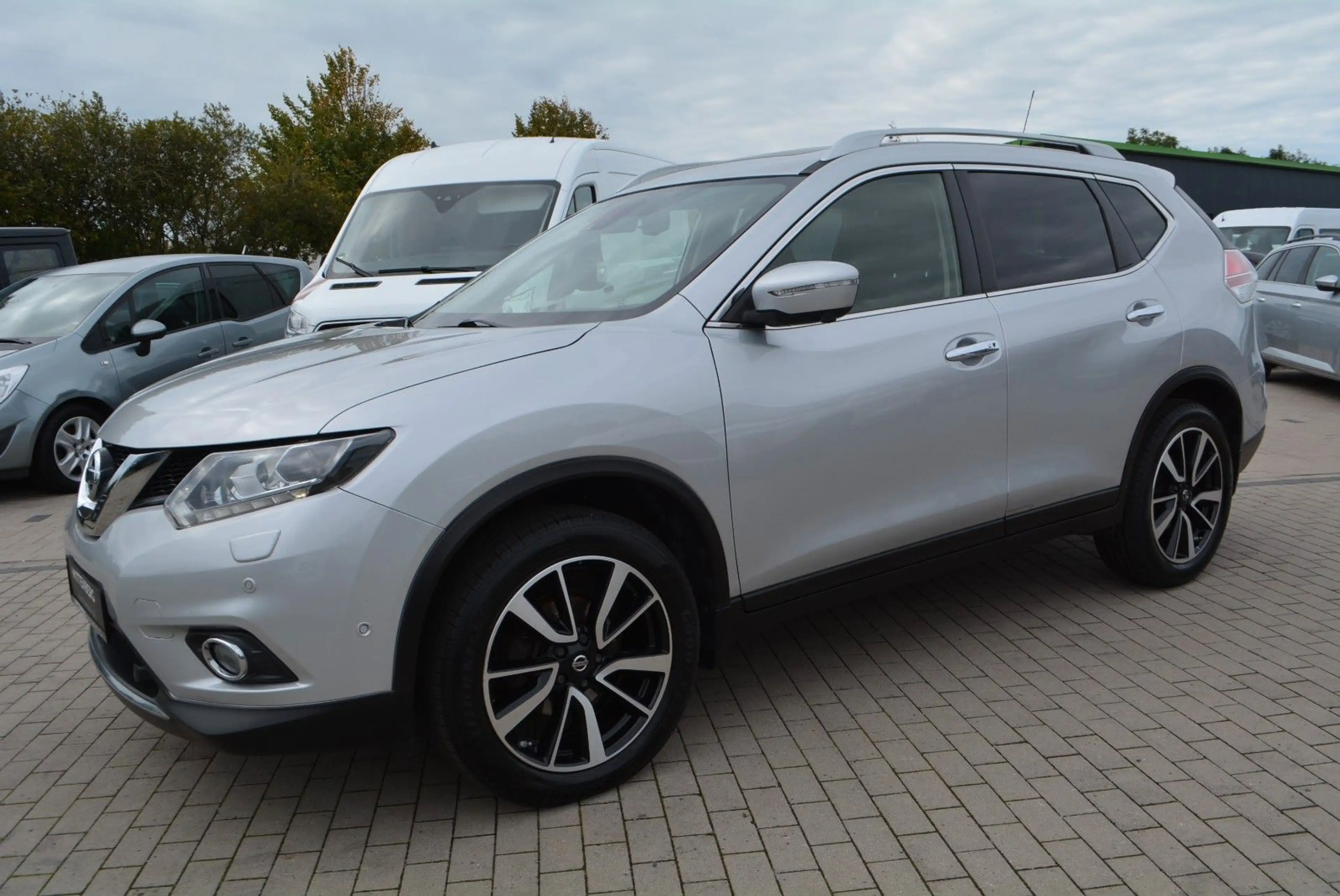 Nissan X-Trail Tekna 4x4-Kamera360-Panorama-AHK — photo 9