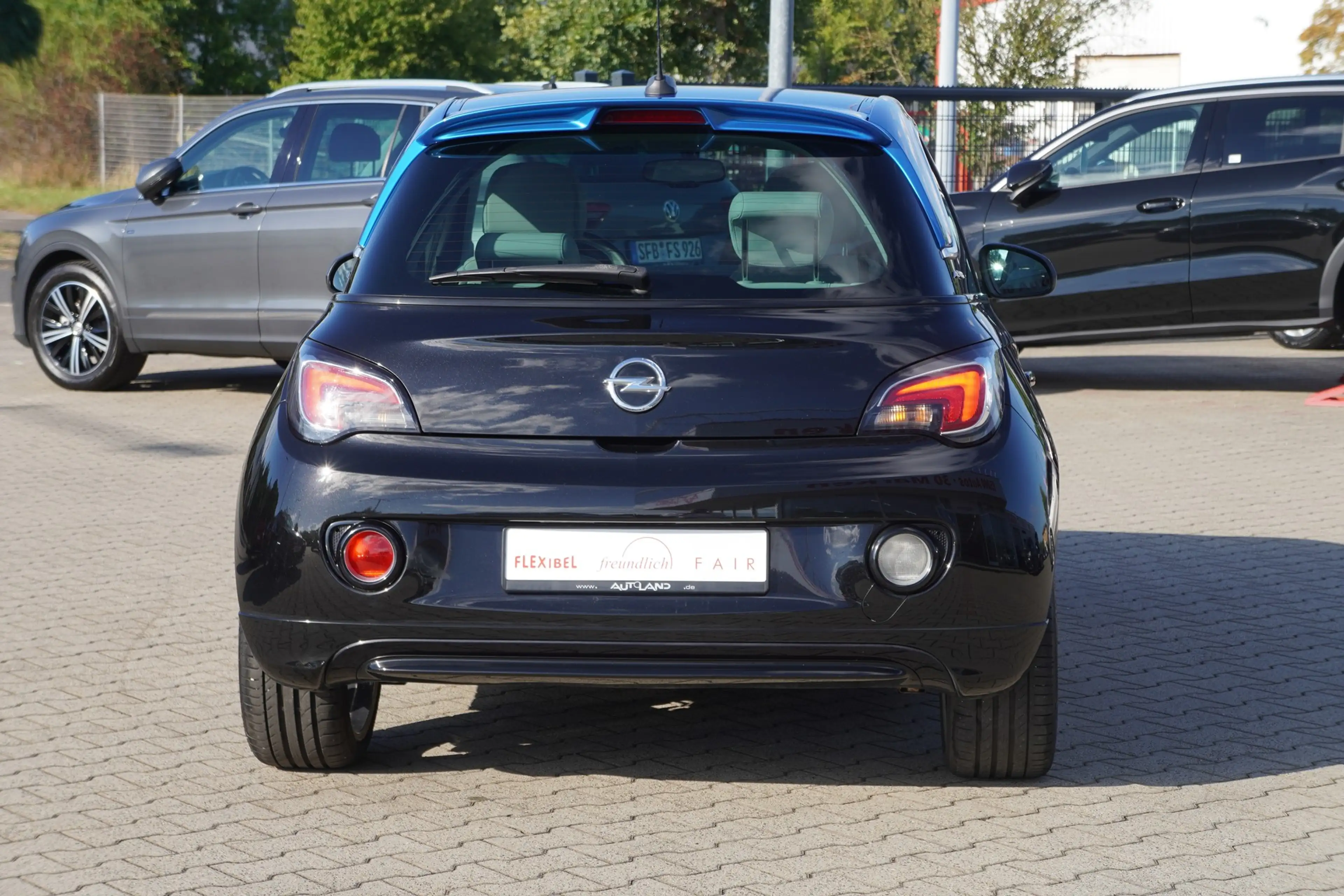 Opel Adam 1.4 Glam Teilleder Sitzheizung Tempomat — photo 5