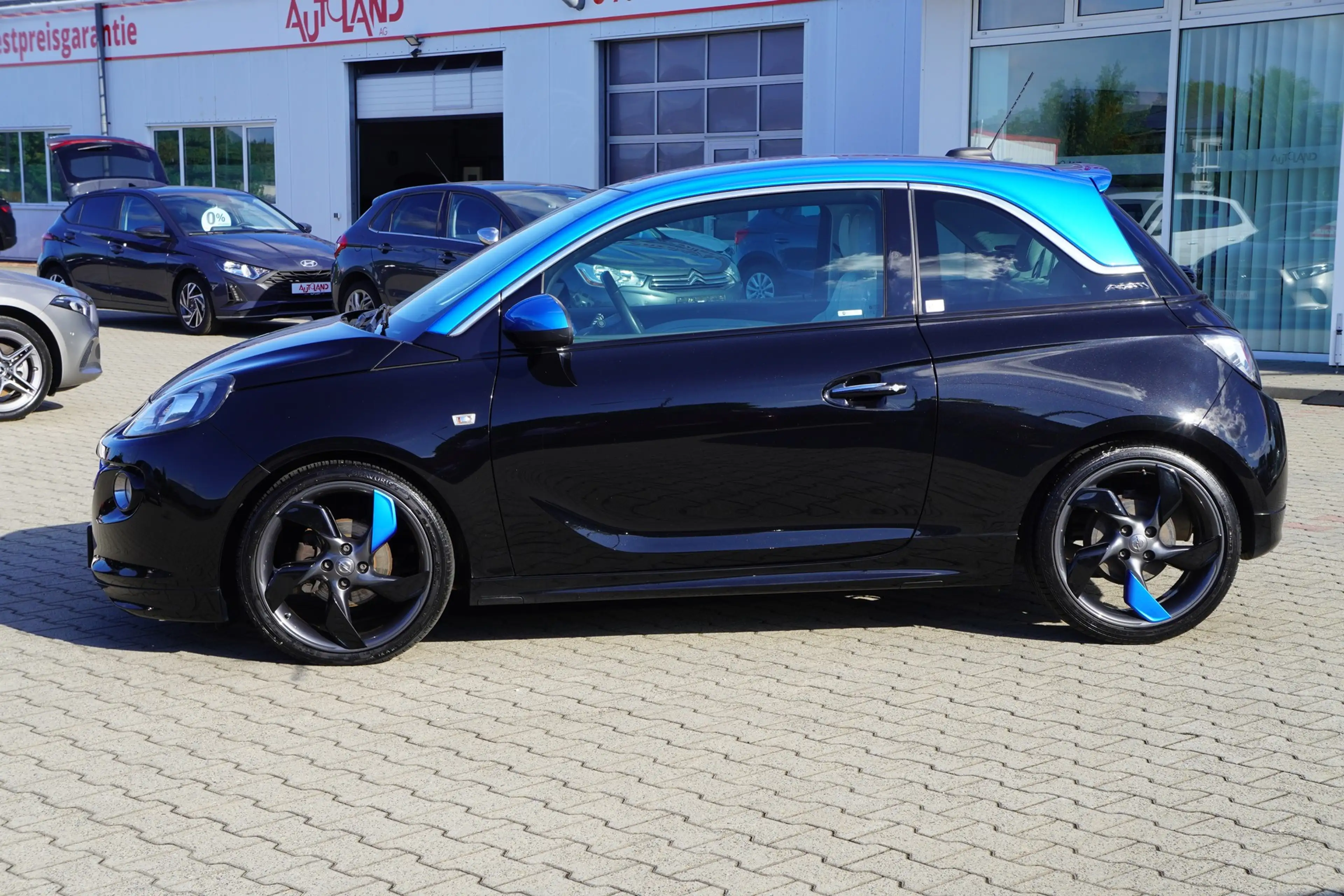 Opel Adam 1.4 Glam Teilleder Sitzheizung Tempomat — photo 3