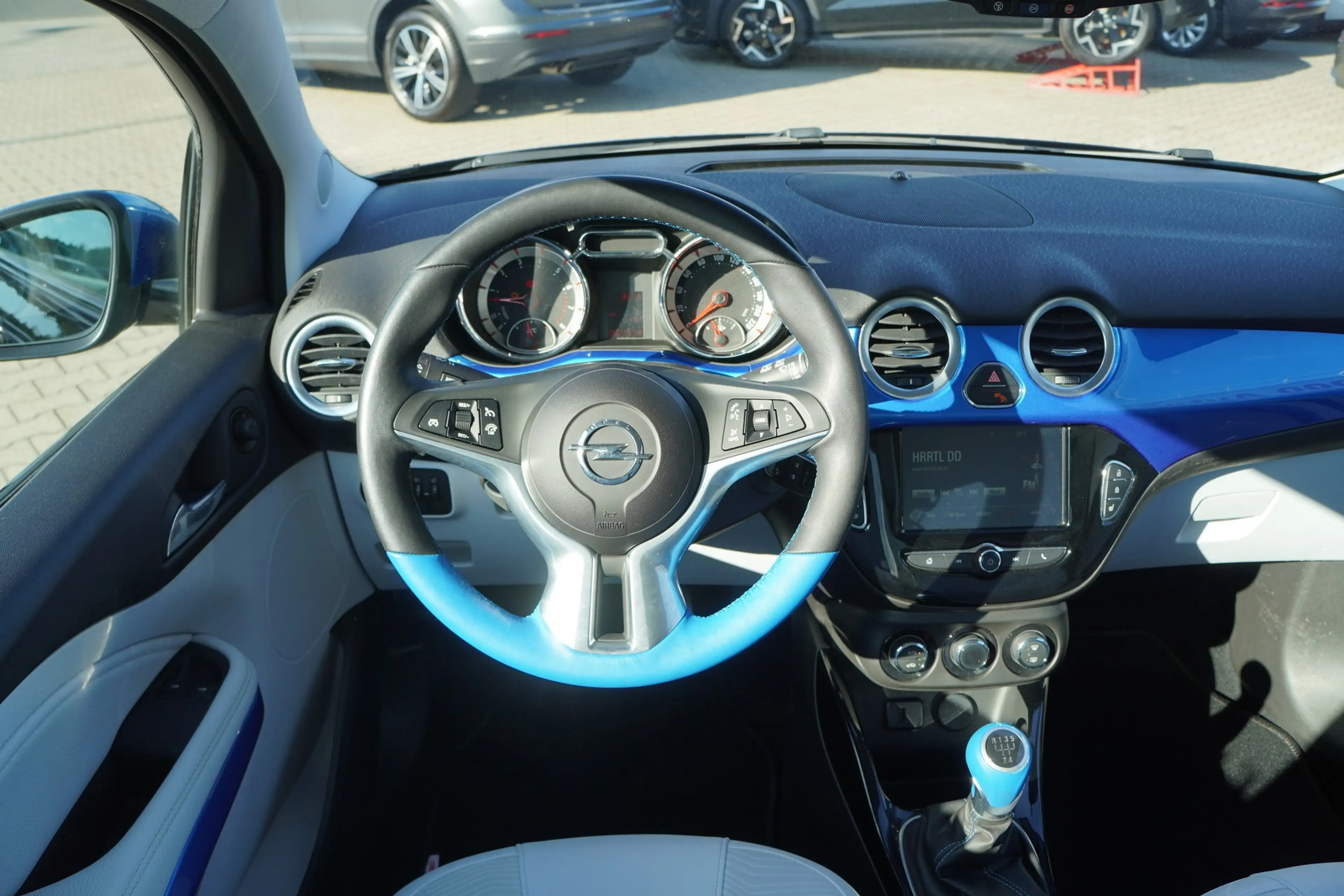 Opel Adam 1.4 Glam Teilleder Sitzheizung Tempomat — photo 14