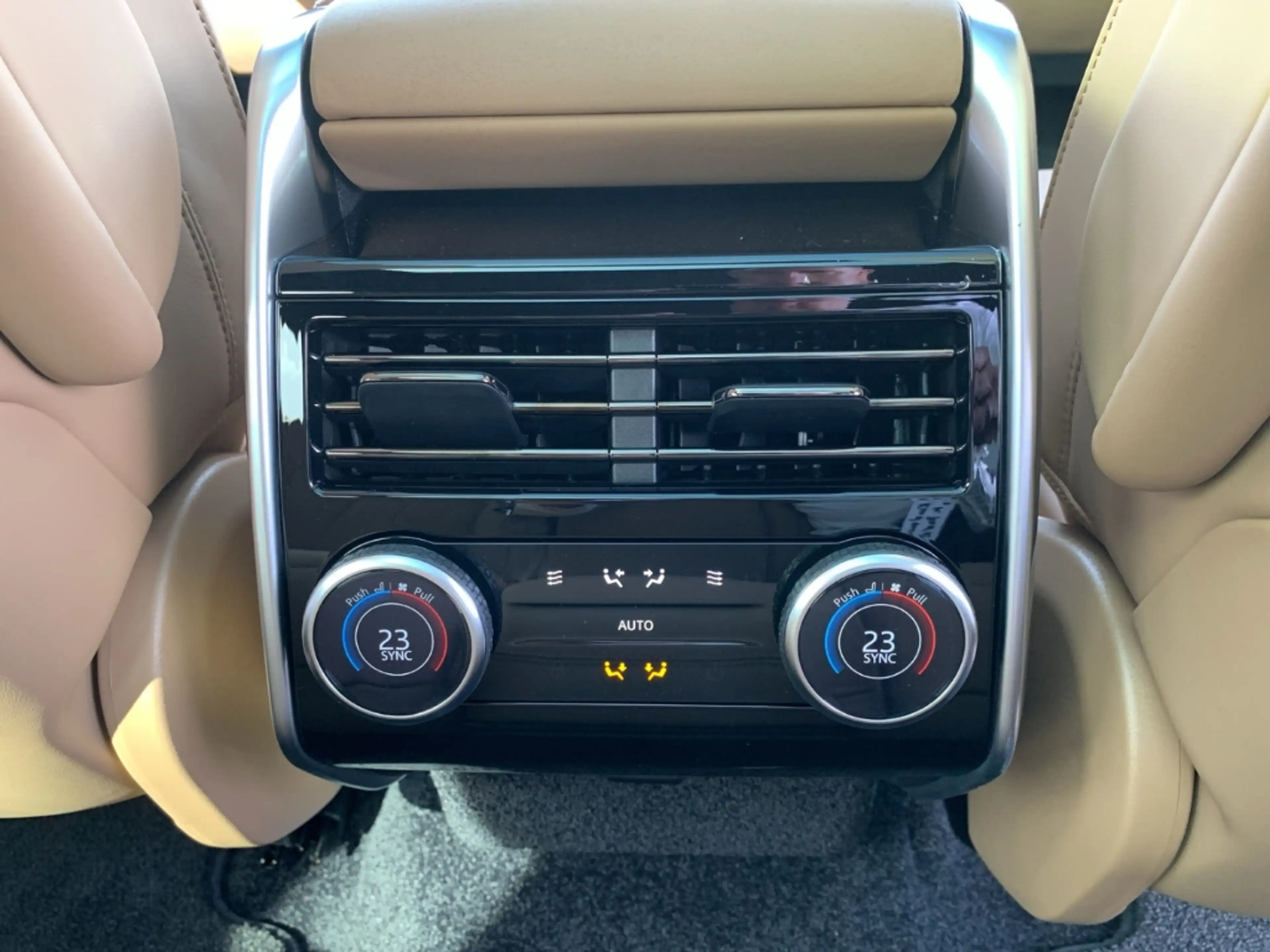 Land Rover Range Rover D350 AUTOBIOGRAPHY 23LM+HUD+NSW+ACC — photo 13